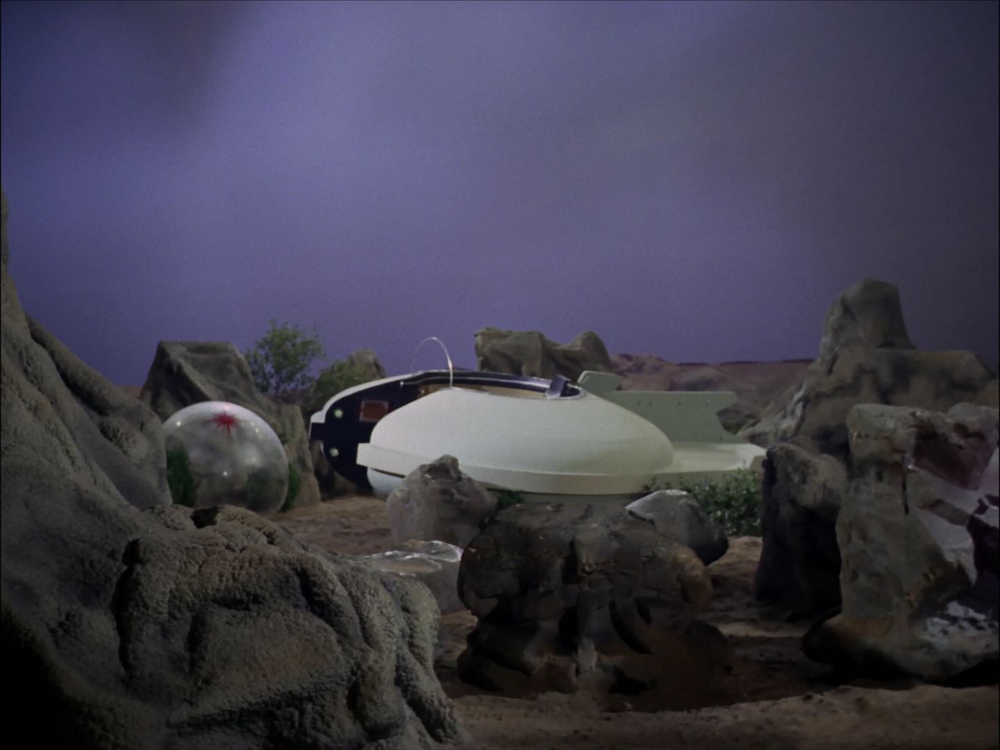 ariane179254_StarTrek_1x27_TheAlternativeFactor_2678.jpg