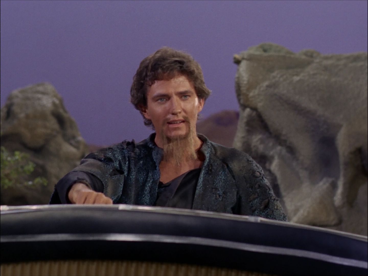 ariane179254_StarTrek_1x27_TheAlternativeFactor_2706.jpg