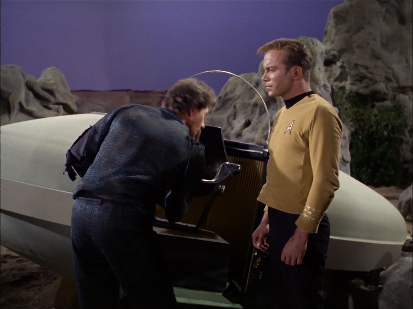 ariane179254_StarTrek_1x27_TheAlternativeFactor_2765.jpg