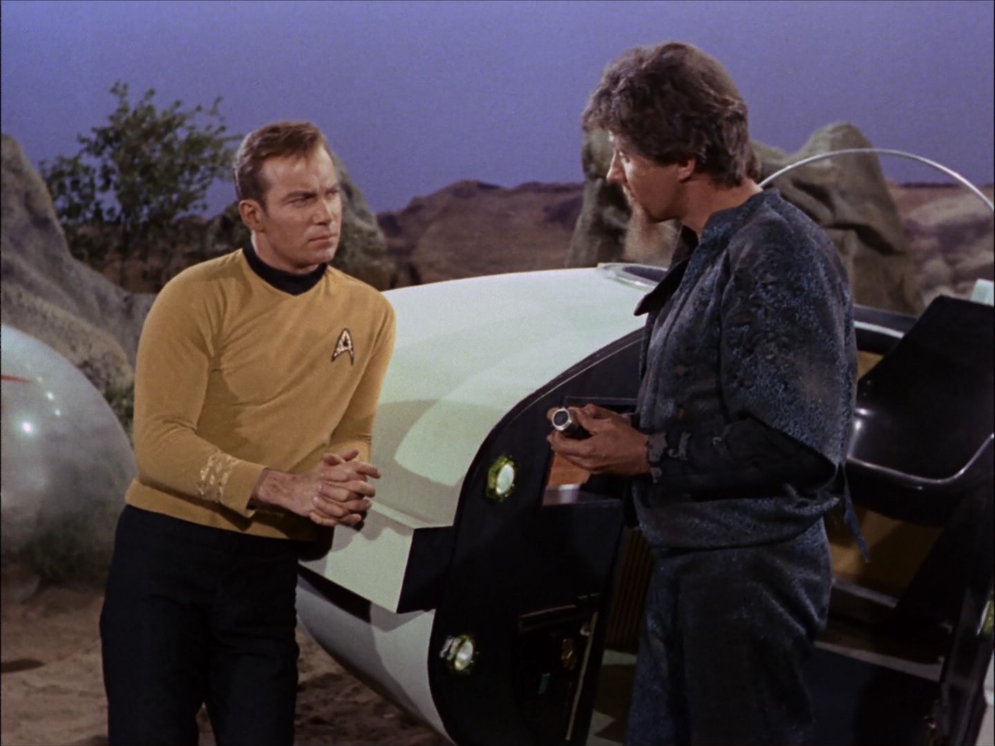 ariane179254_StarTrek_1x27_TheAlternativeFactor_2795.jpg