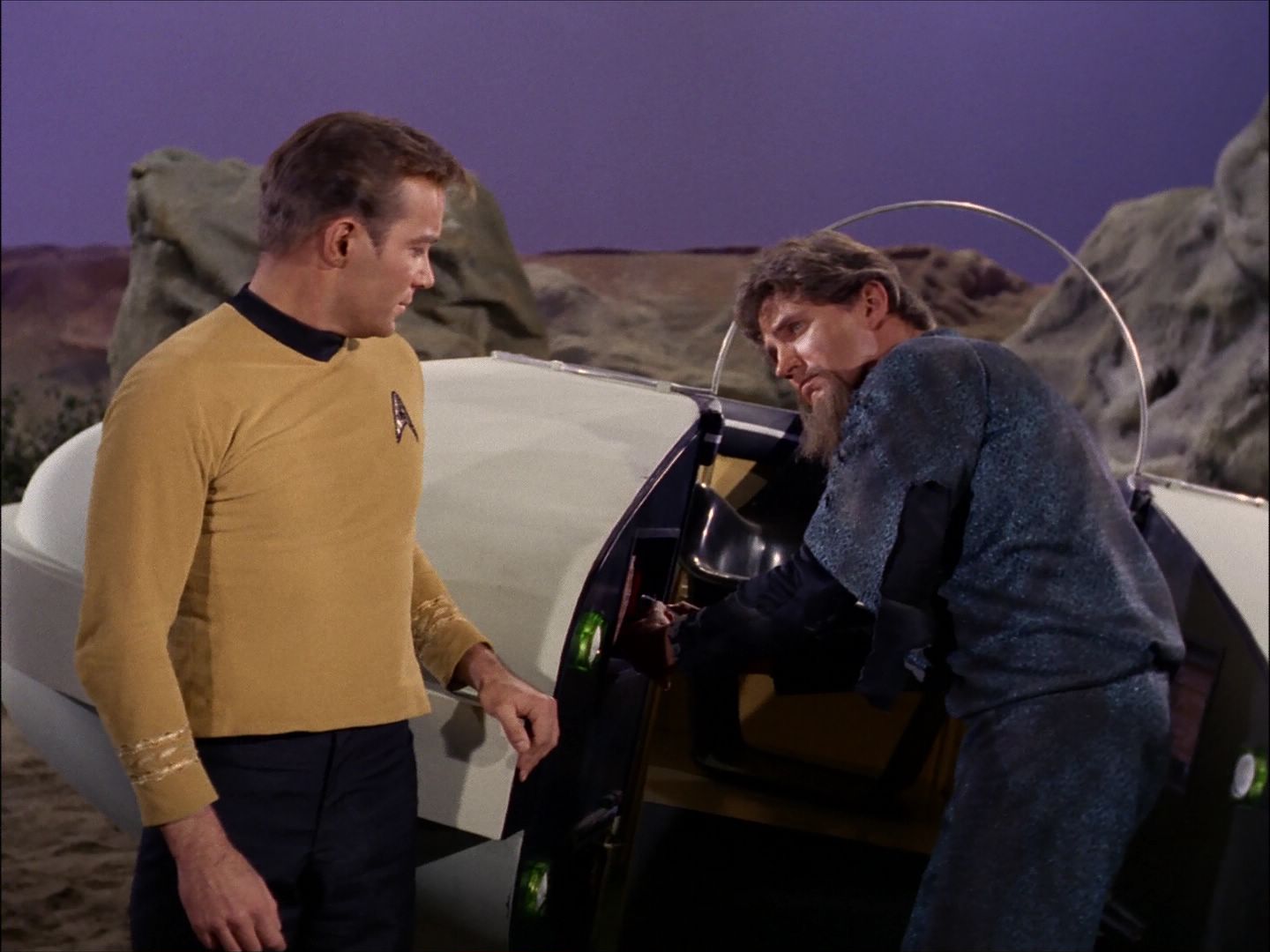 ariane179254_StarTrek_1x27_TheAlternativeFactor_2921.jpg