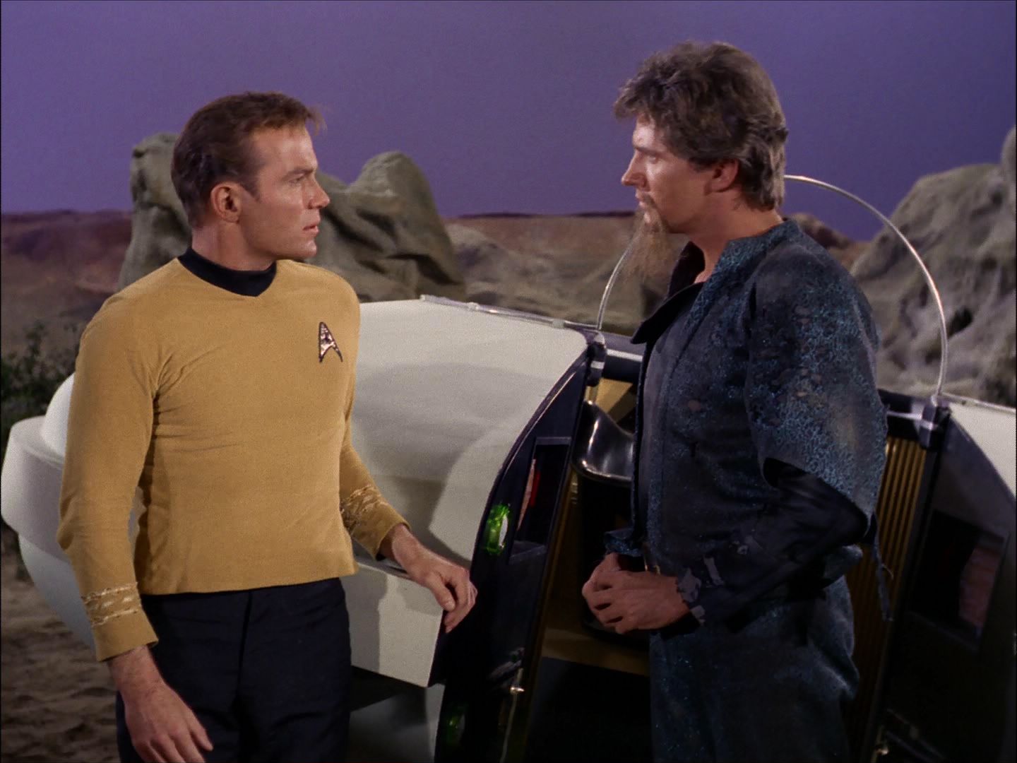 ariane179254_StarTrek_1x27_TheAlternativeFactor_2967.jpg
