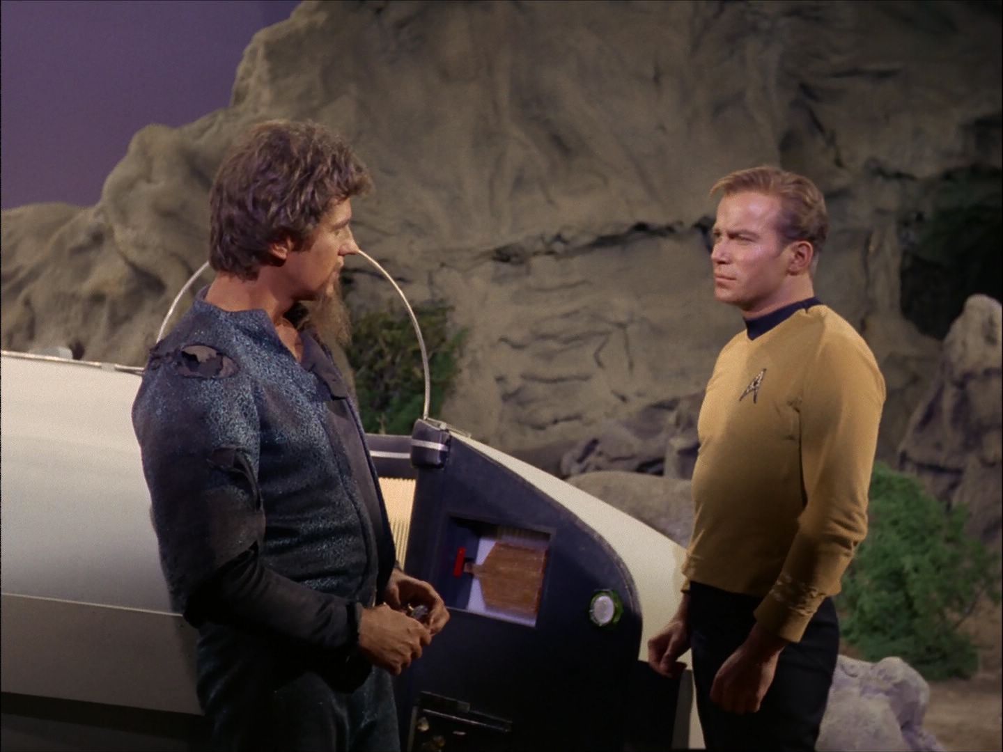 ariane179254_StarTrek_1x27_TheAlternativeFactor_2994.jpg