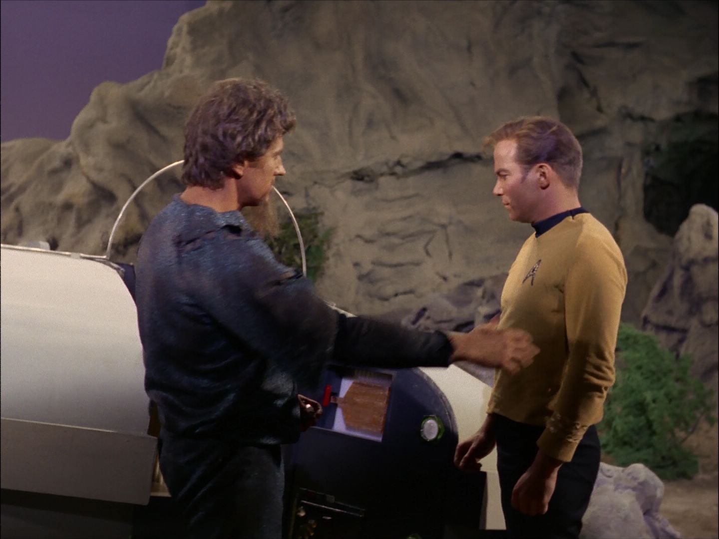 ariane179254_StarTrek_1x27_TheAlternativeFactor_2999.jpg
