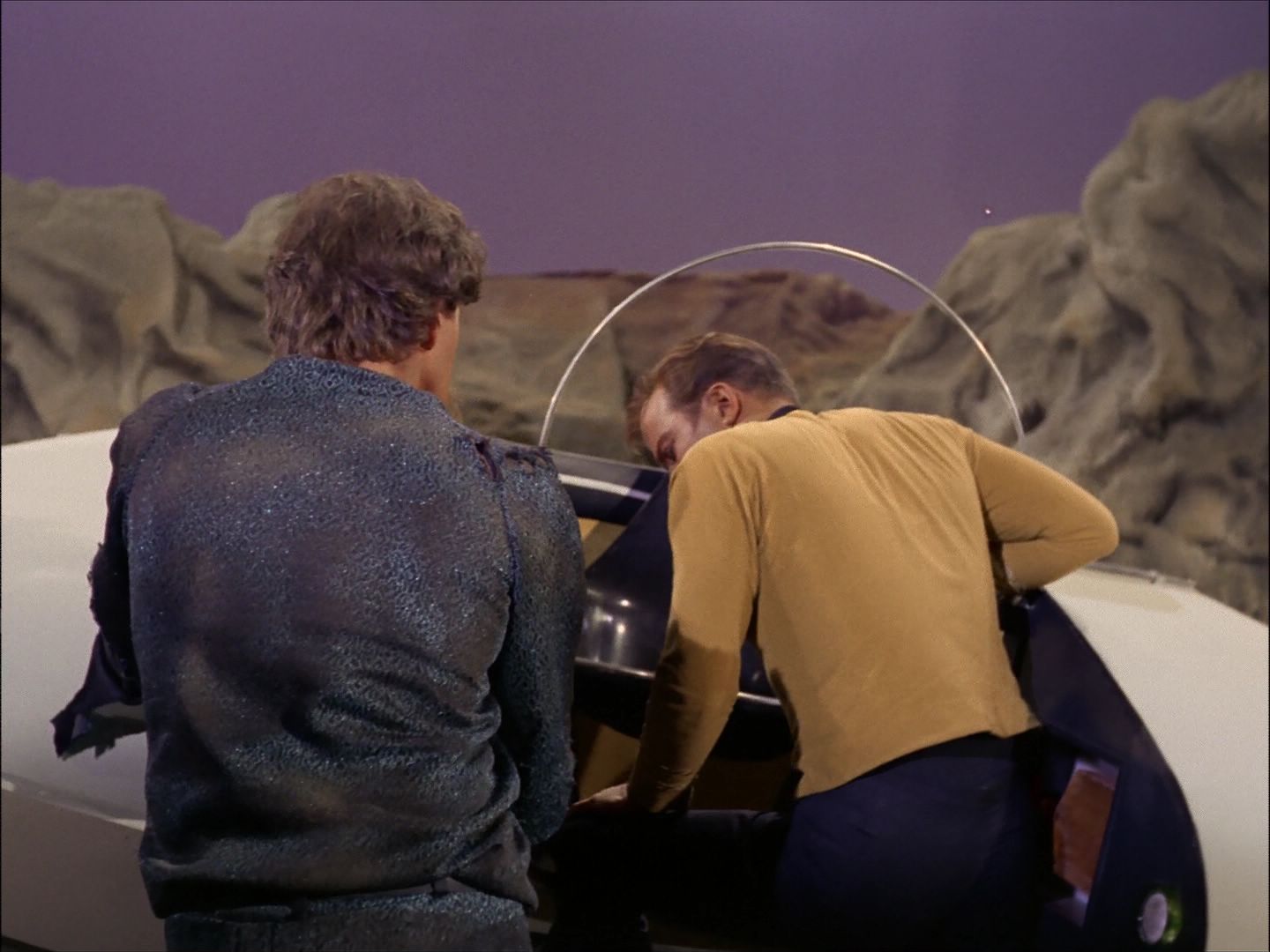 ariane179254_StarTrek_1x27_TheAlternativeFactor_3003.jpg