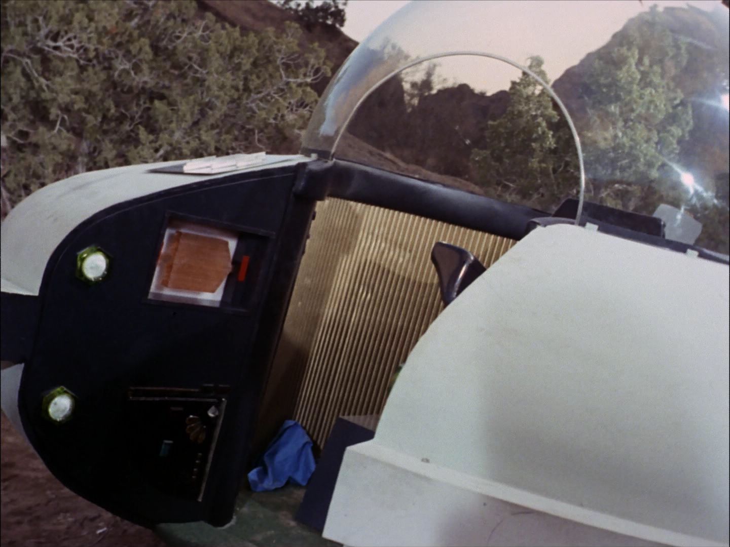ariane179254_StarTrek_1x27_TheAlternativeFactor_3077.jpg