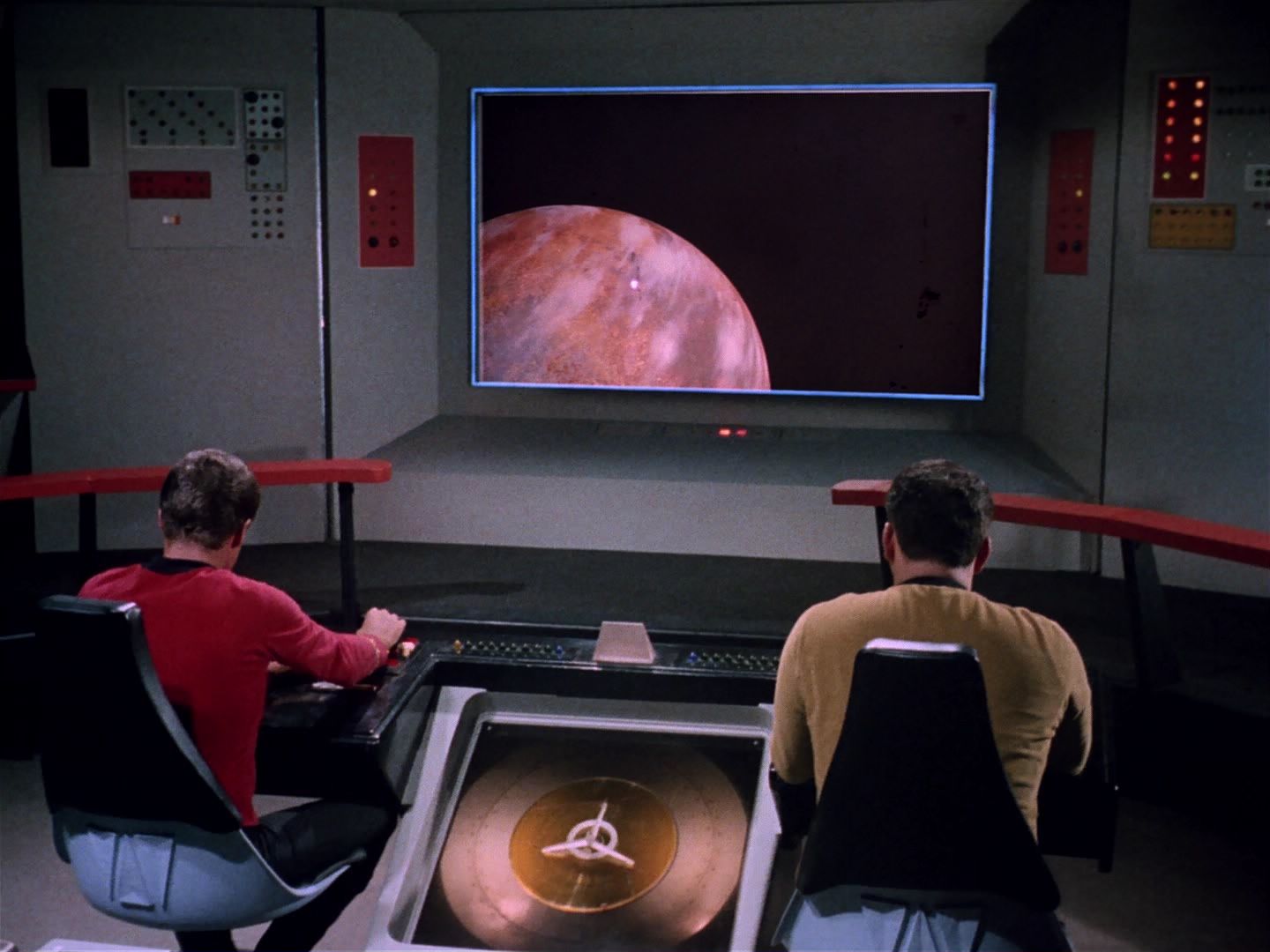 ariane179254_StarTrek_1x27_TheAlternativeFactor_3114.jpg