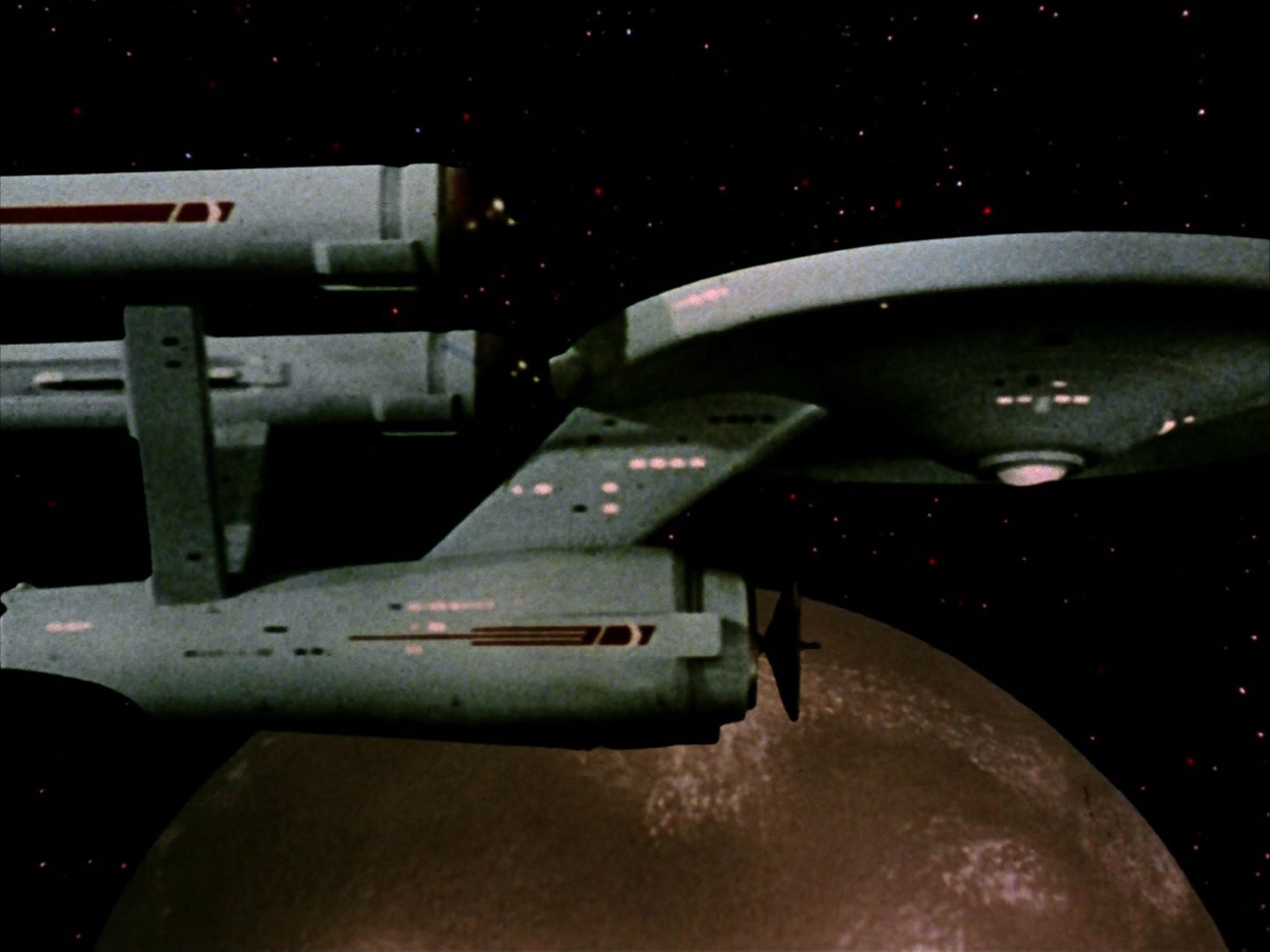 ariane179254_StarTrek_1x28_TheCityOnTheEdgeOfForever_0006.jpg