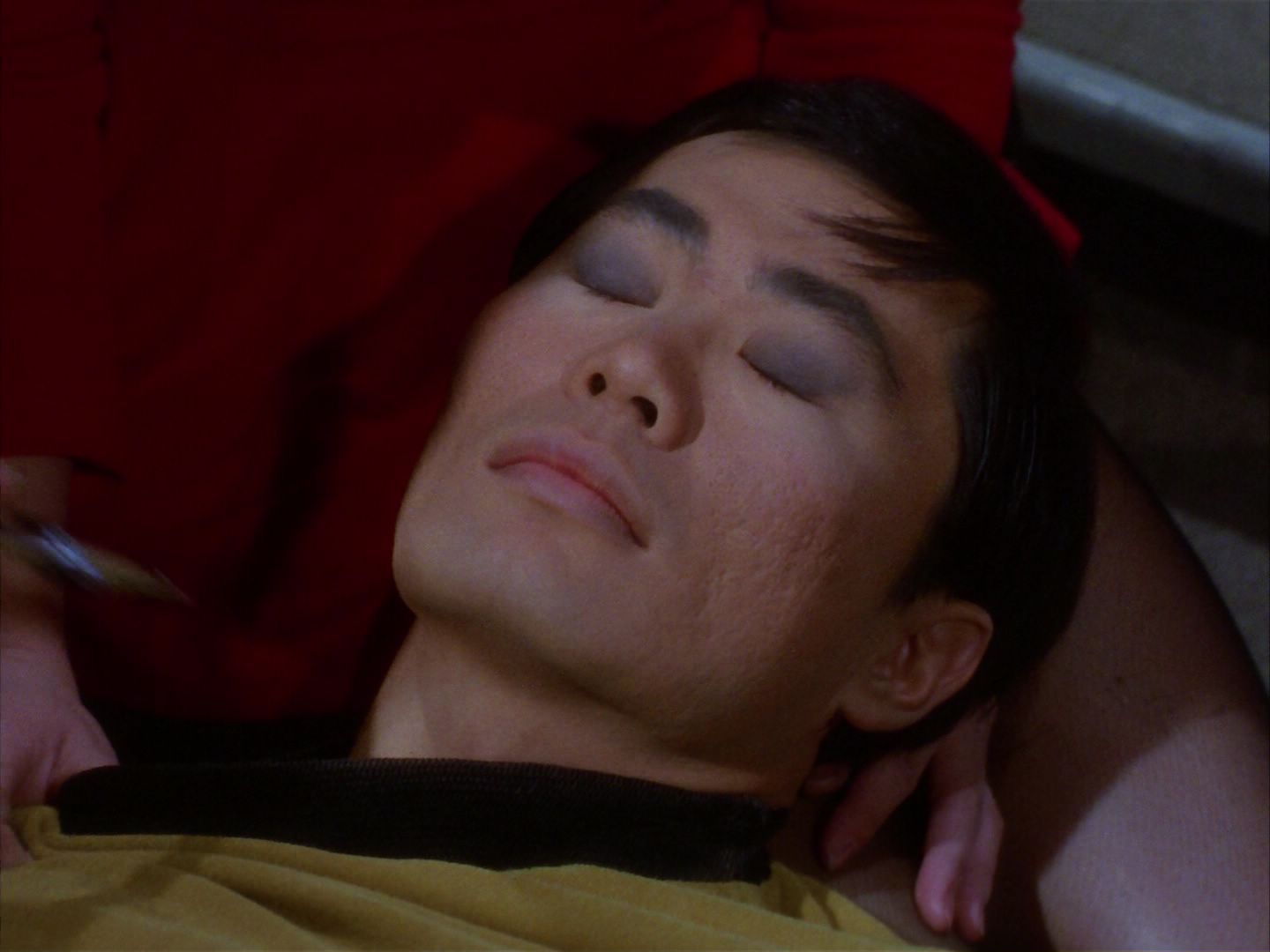 ariane179254_StarTrek_1x28_TheCityOnTheEdgeOfForever_0104.jpg