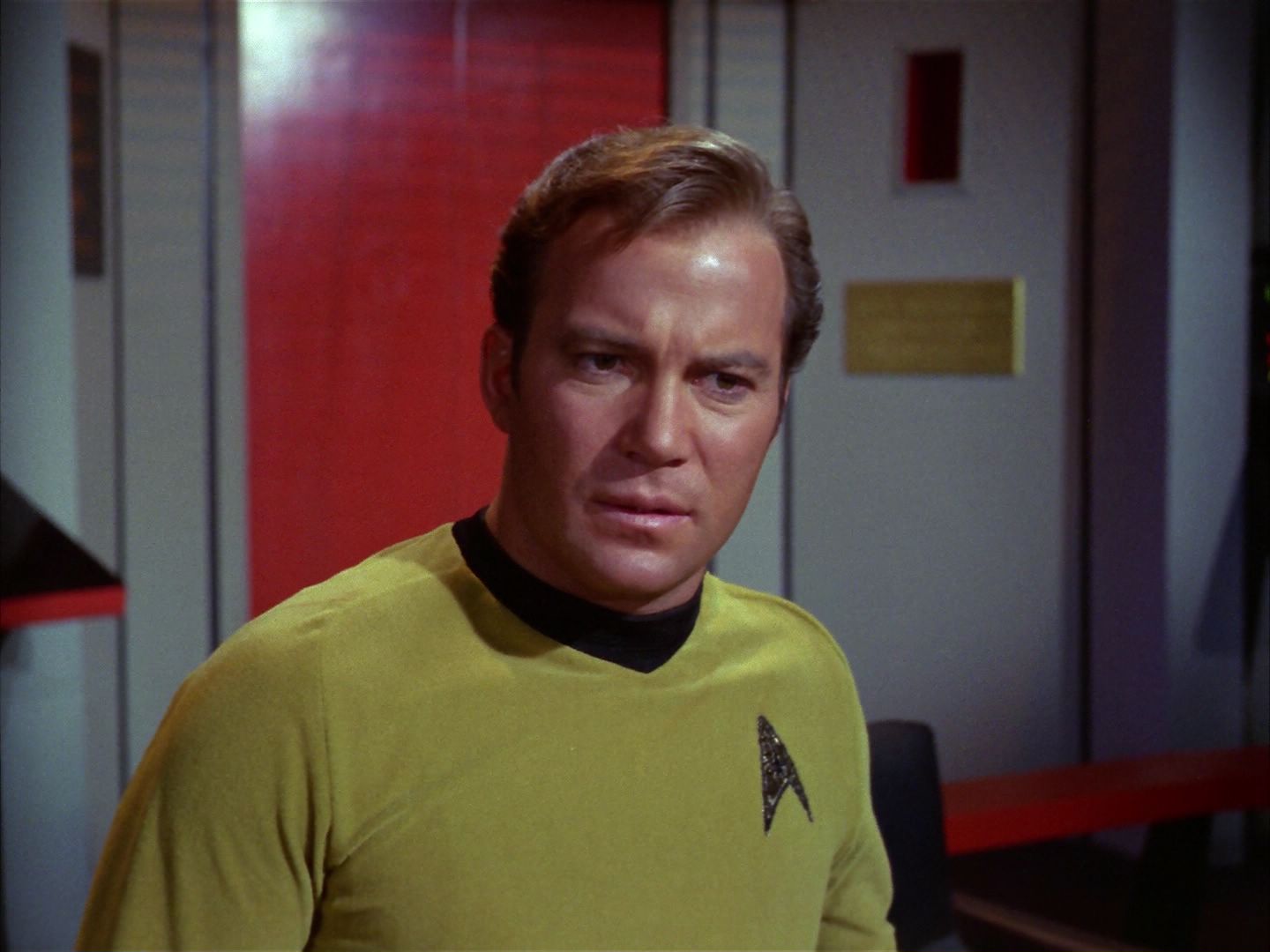 ariane179254_StarTrek_1x28_TheCityOnTheEdgeOfForever_0333.jpg