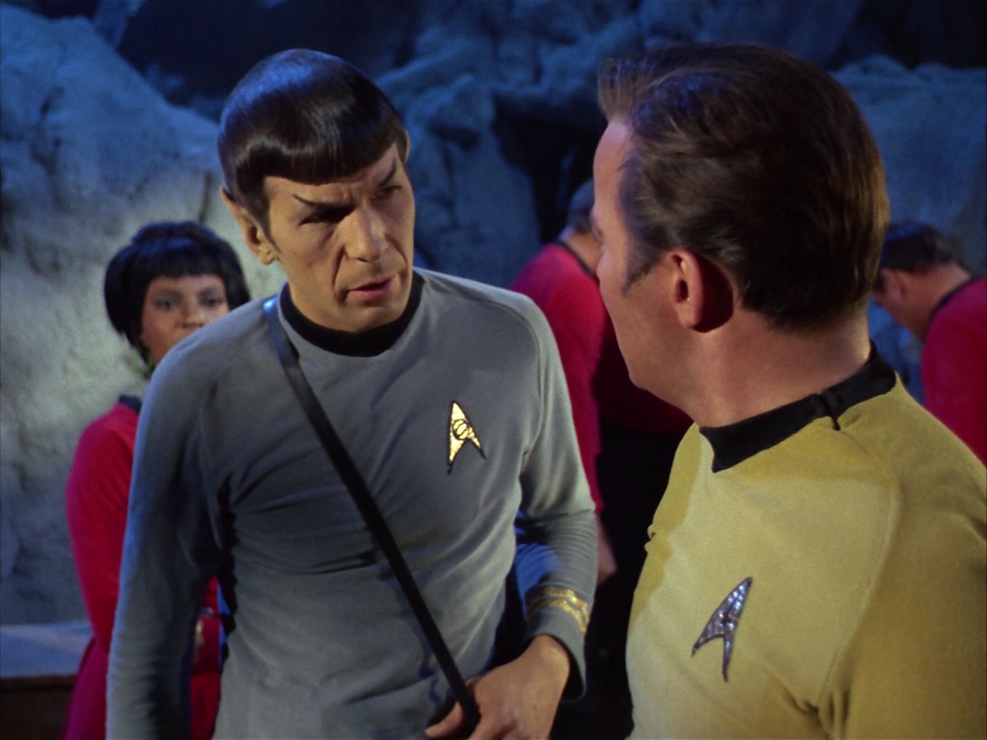 ariane179254_StarTrek_1x28_TheCityOnTheEdgeOfForever_0622.jpg