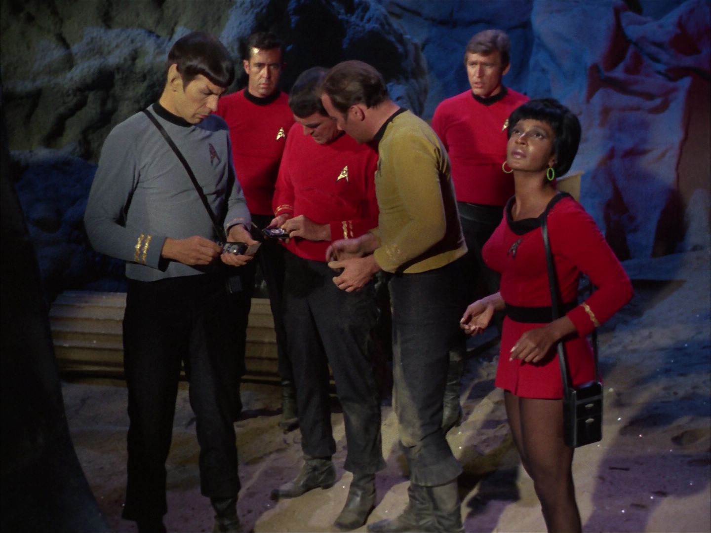 ariane179254_StarTrek_1x28_TheCityOnTheEdgeOfForever_0720.jpg