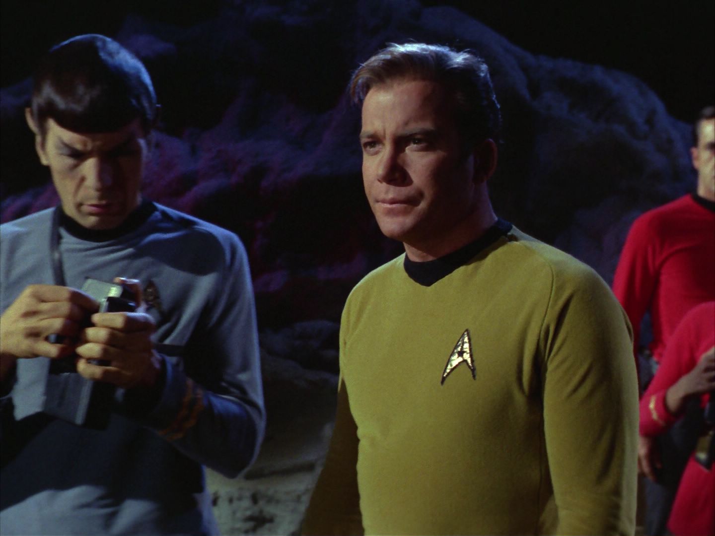 ariane179254_StarTrek_1x28_TheCityOnTheEdgeOfForever_0802.jpg