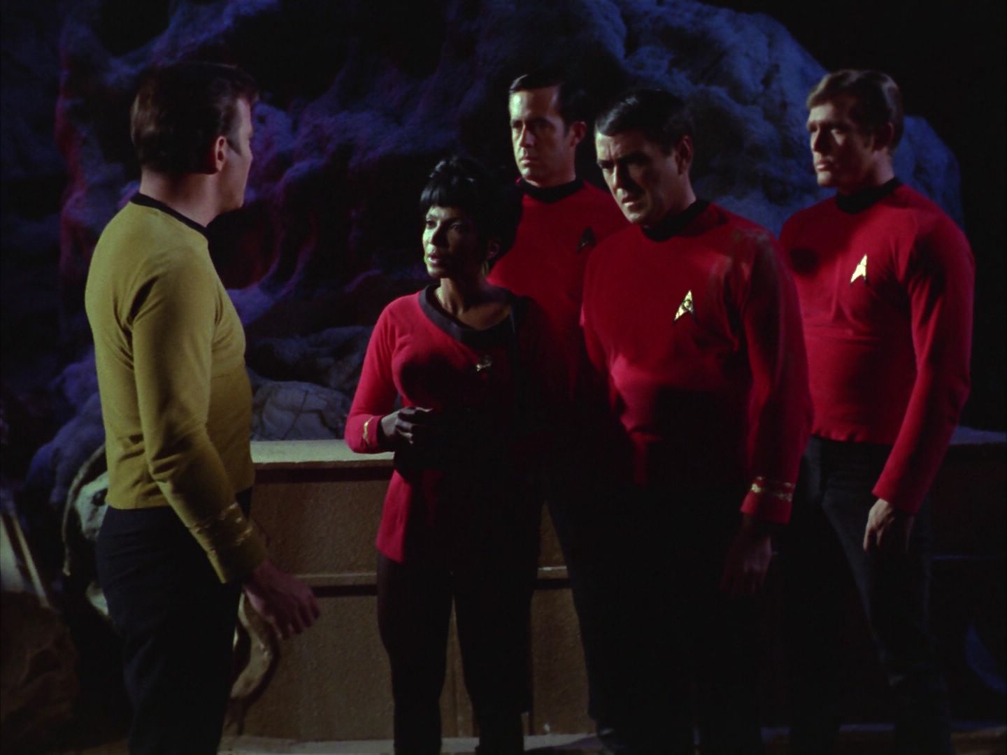 ariane179254_StarTrek_1x28_TheCityOnTheEdgeOfForever_0858.jpg