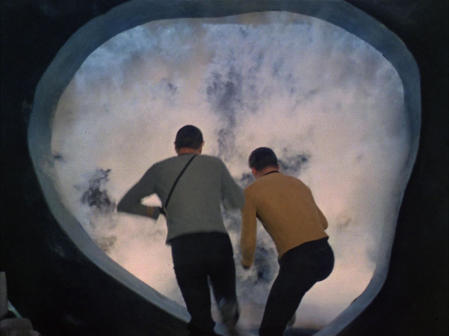 ariane179254_StarTrek_1x28_TheCityOnTheEdgeOfForever_0912.jpg