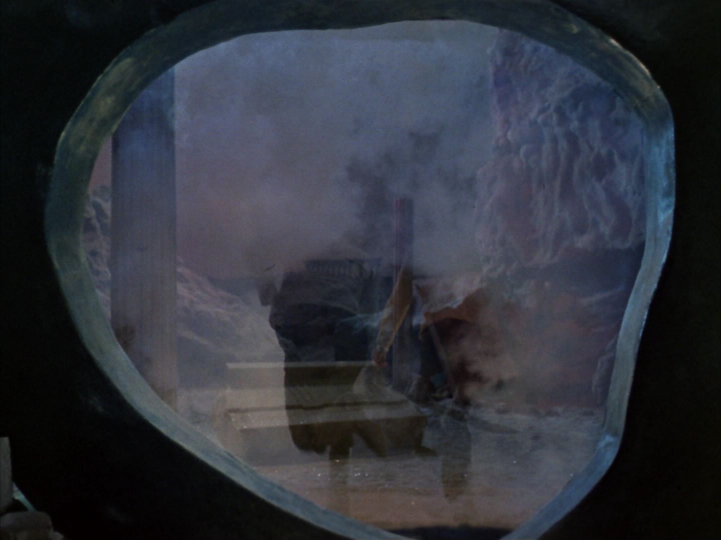 ariane179254_StarTrek_1x28_TheCityOnTheEdgeOfForever_0913.jpg