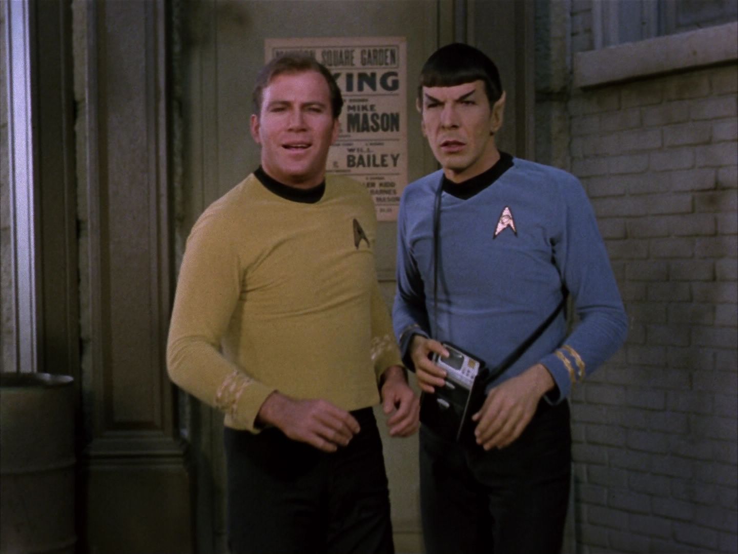 ariane179254_StarTrek_1x28_TheCityOnTheEdgeOfForever_0920.jpg