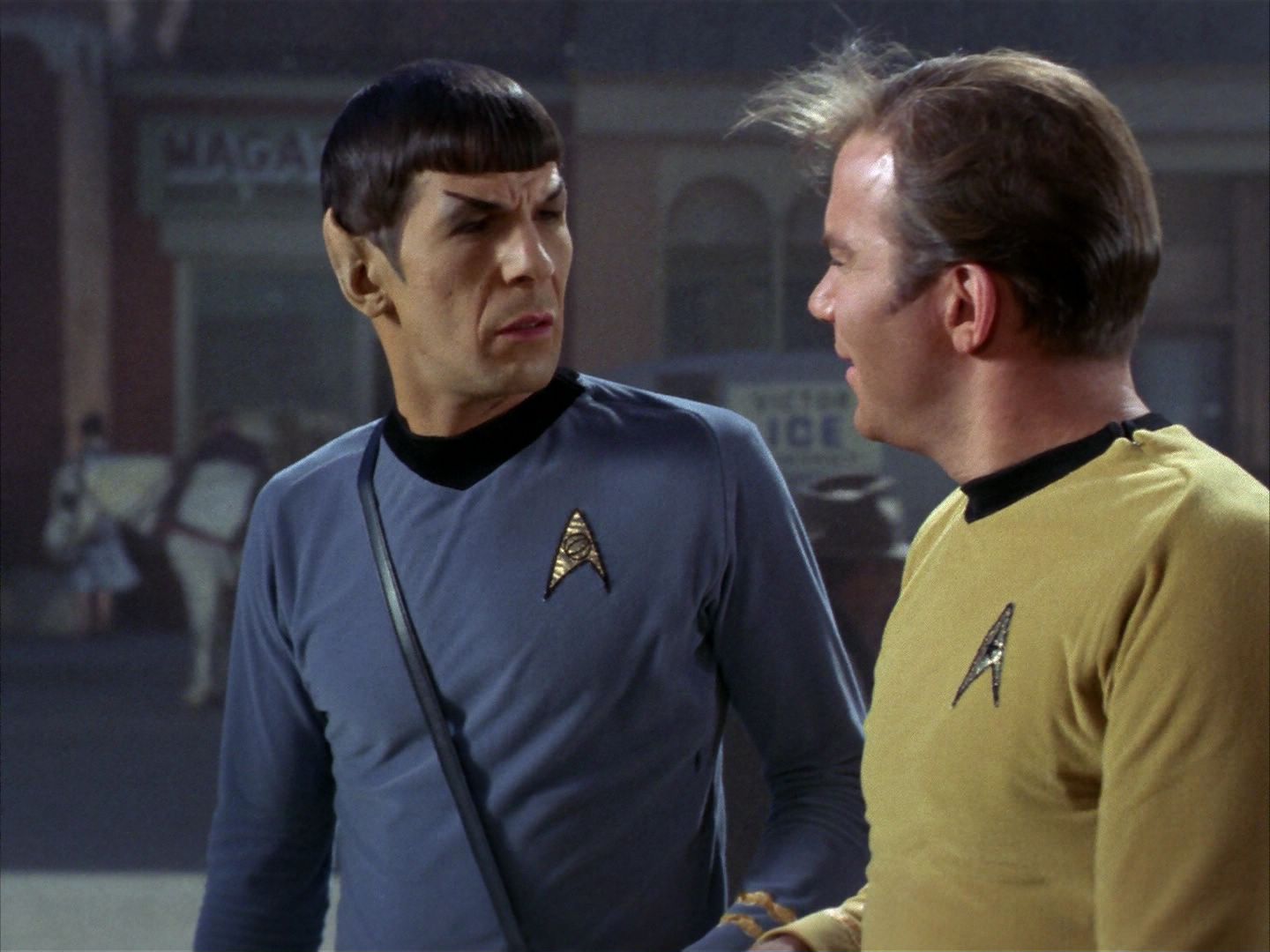 ariane179254_StarTrek_1x28_TheCityOnTheEdgeOfForever_1010.jpg
