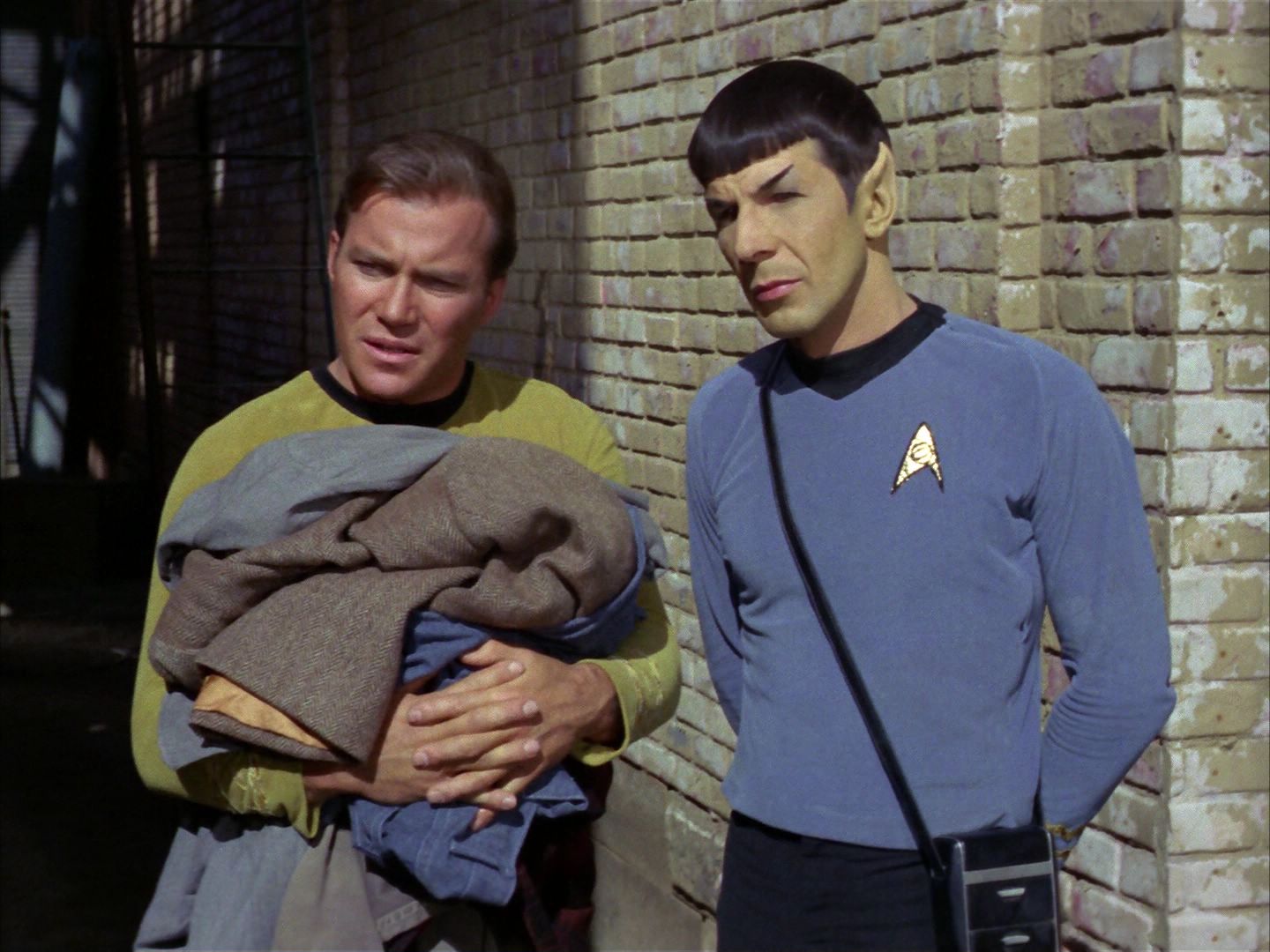 ariane179254_StarTrek_1x28_TheCityOnTheEdgeOfForever_1064.jpg