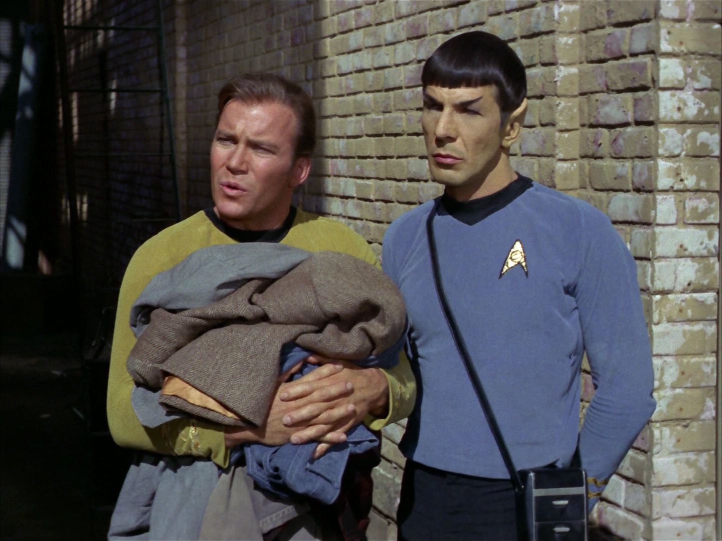 ariane179254_StarTrek_1x28_TheCityOnTheEdgeOfForever_1095.jpg