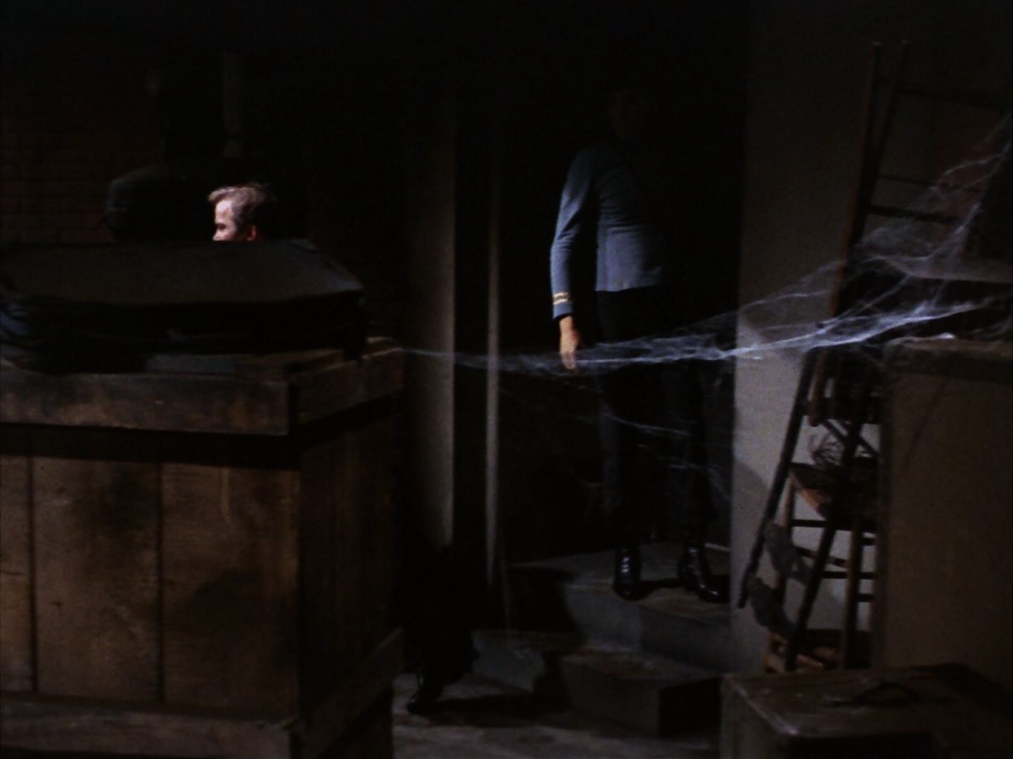 ariane179254_StarTrek_1x28_TheCityOnTheEdgeOfForever_1162.jpg