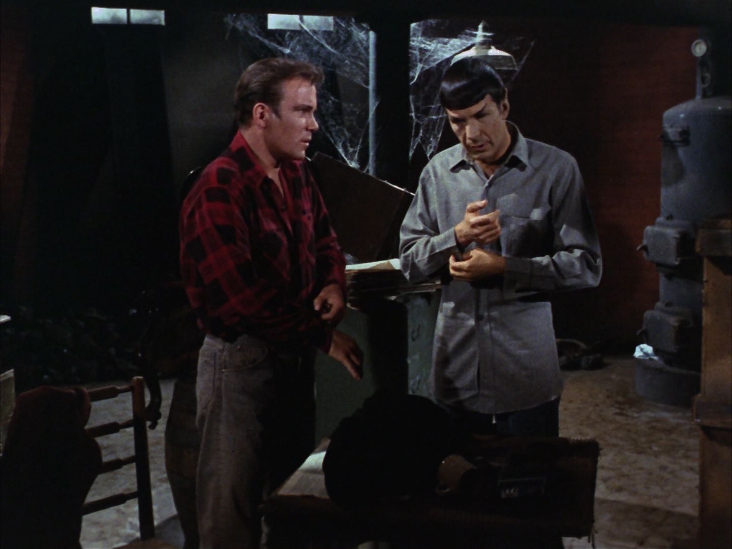ariane179254_StarTrek_1x28_TheCityOnTheEdgeOfForever_1197.jpg