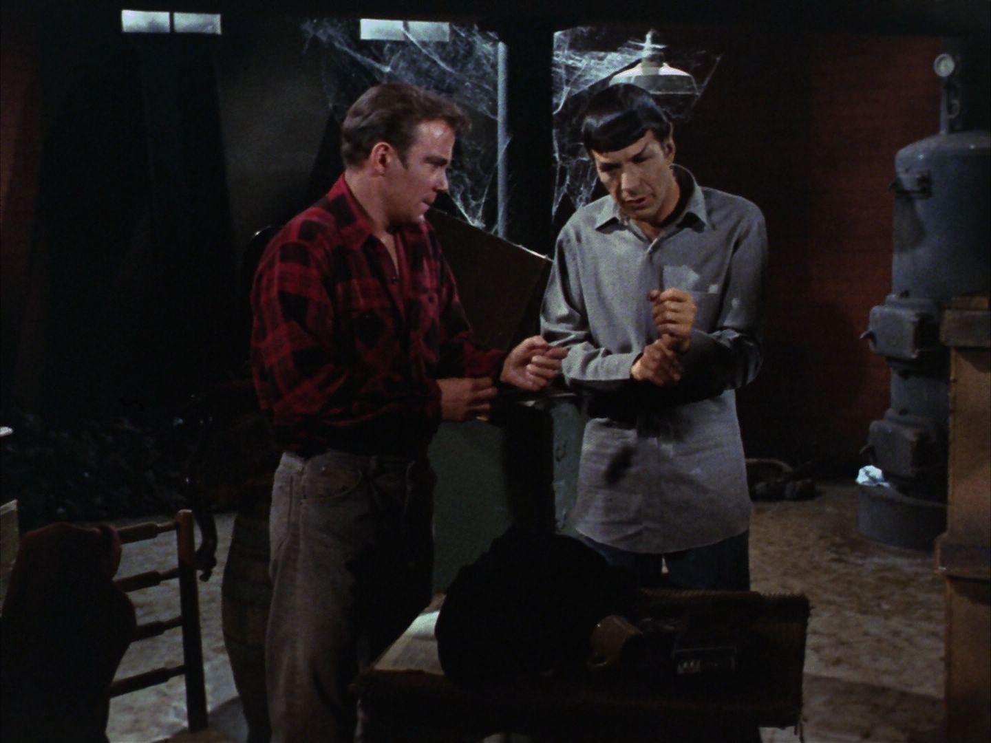 ariane179254_StarTrek_1x28_TheCityOnTheEdgeOfForever_1203.jpg