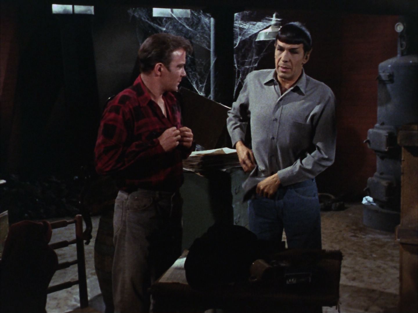 ariane179254_StarTrek_1x28_TheCityOnTheEdgeOfForever_1207.jpg