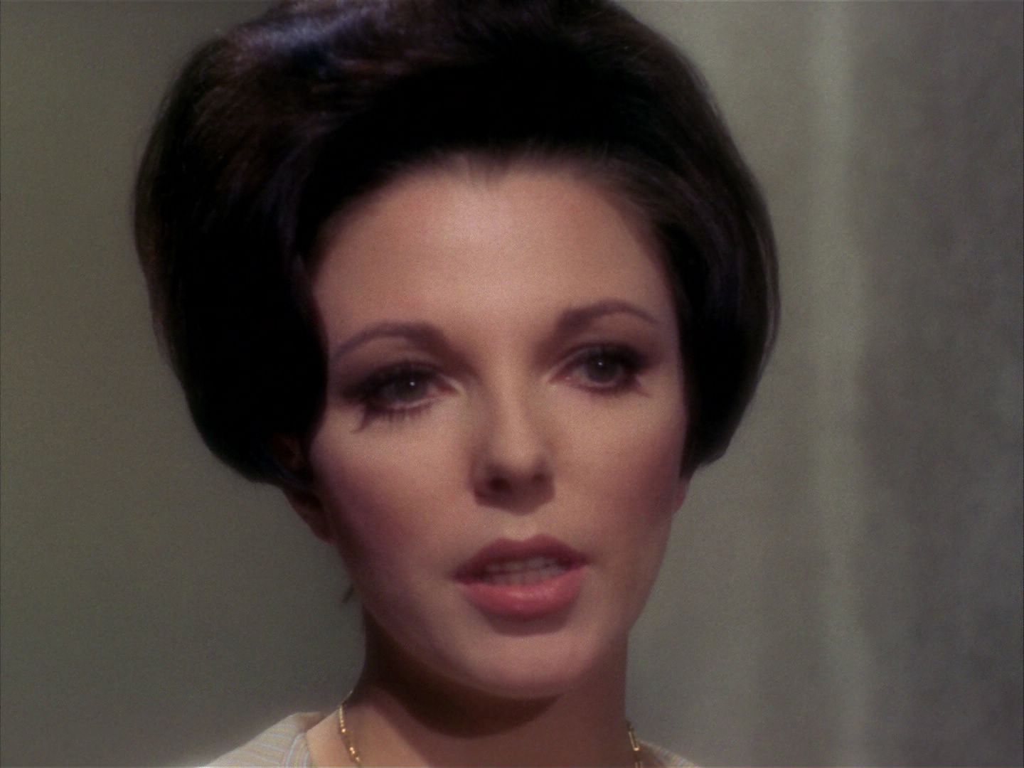 ariane179254_StarTrek_1x28_TheCityOnTheEdgeOfForever_1278.jpg