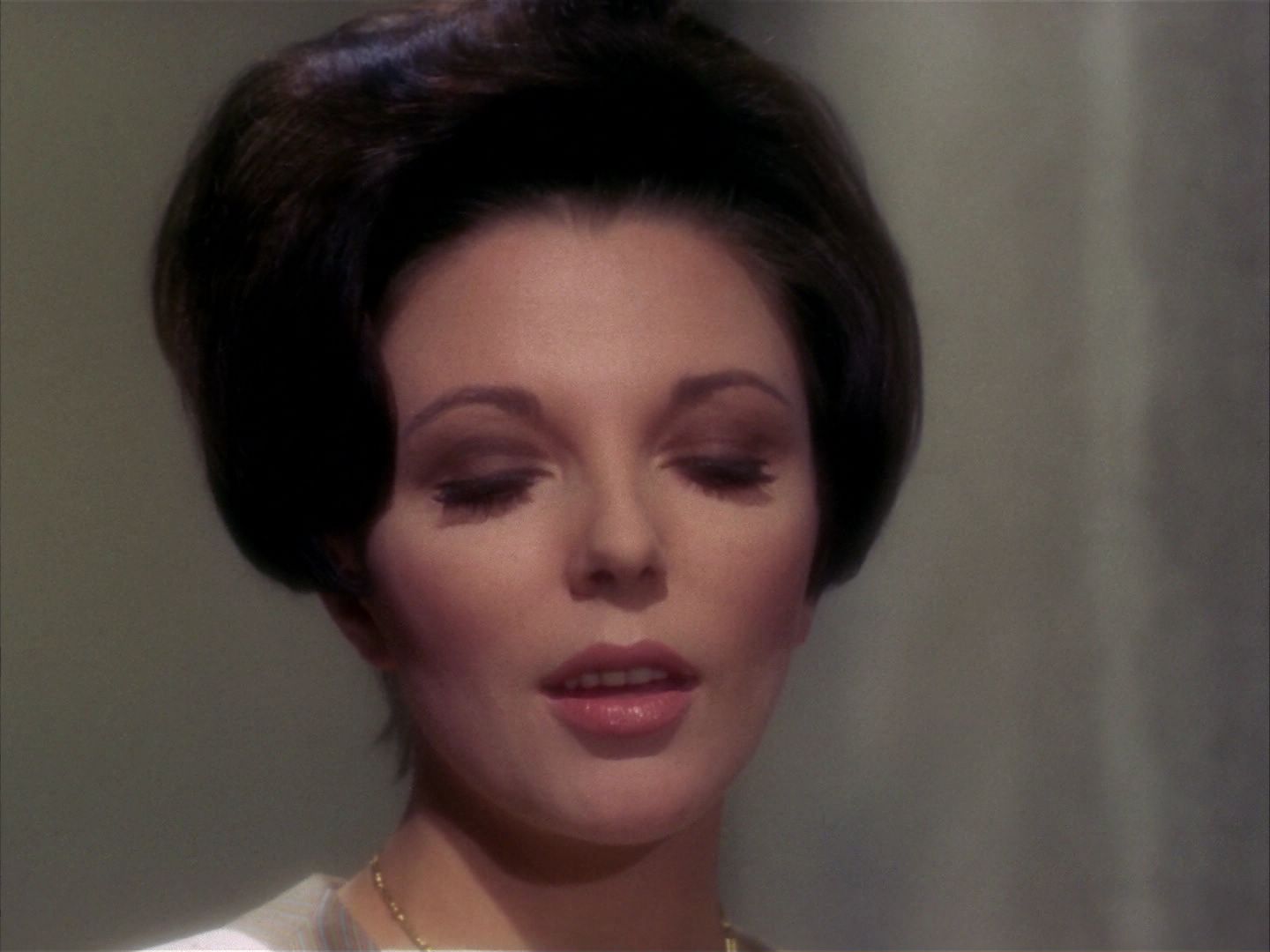 ariane179254_StarTrek_1x28_TheCityOnTheEdgeOfForever_1337.jpg
