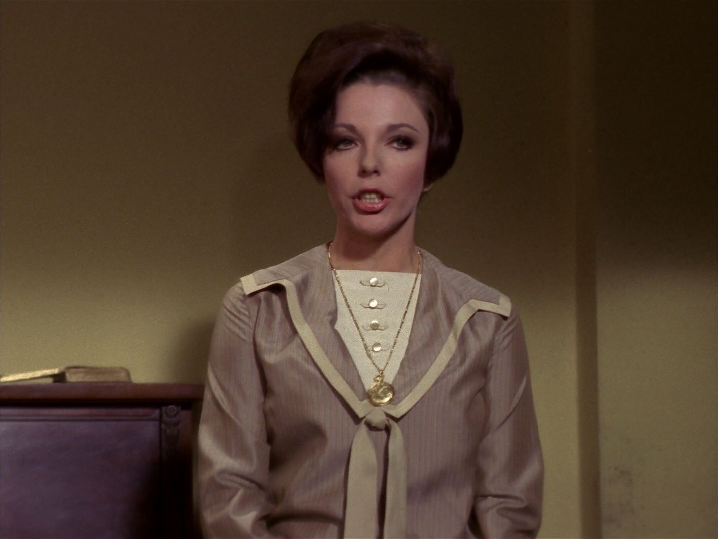 ariane179254_StarTrek_1x28_TheCityOnTheEdgeOfForever_1447.jpg