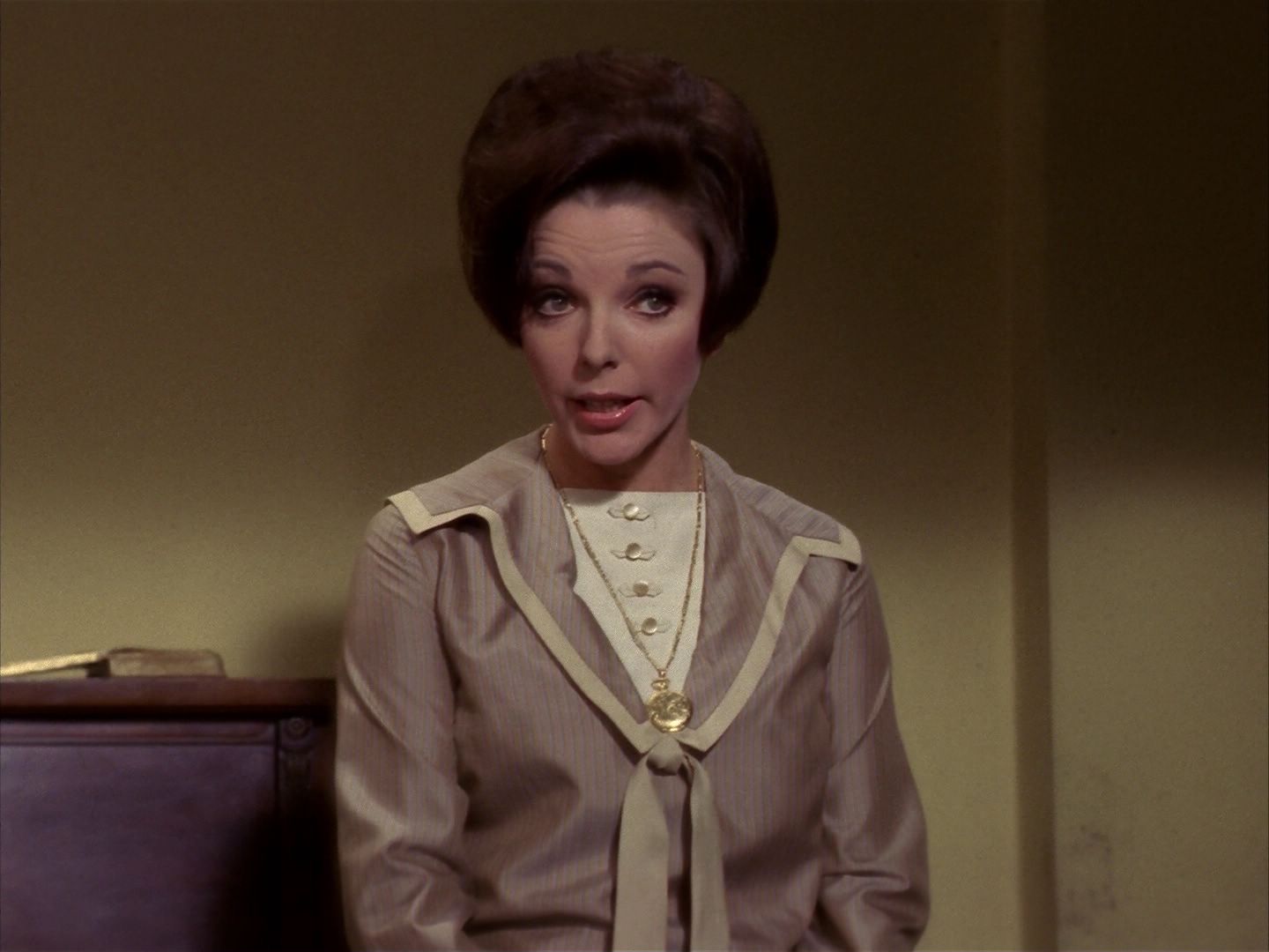 ariane179254_StarTrek_1x28_TheCityOnTheEdgeOfForever_1454.jpg