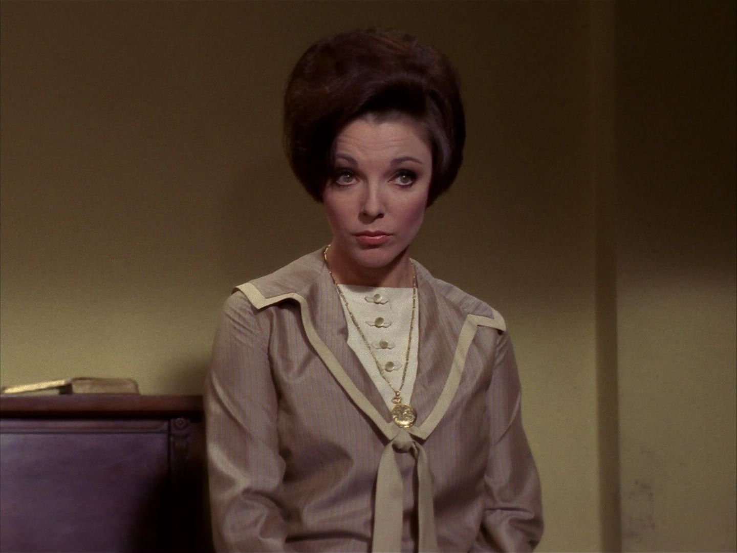 ariane179254_StarTrek_1x28_TheCityOnTheEdgeOfForever_1455.jpg