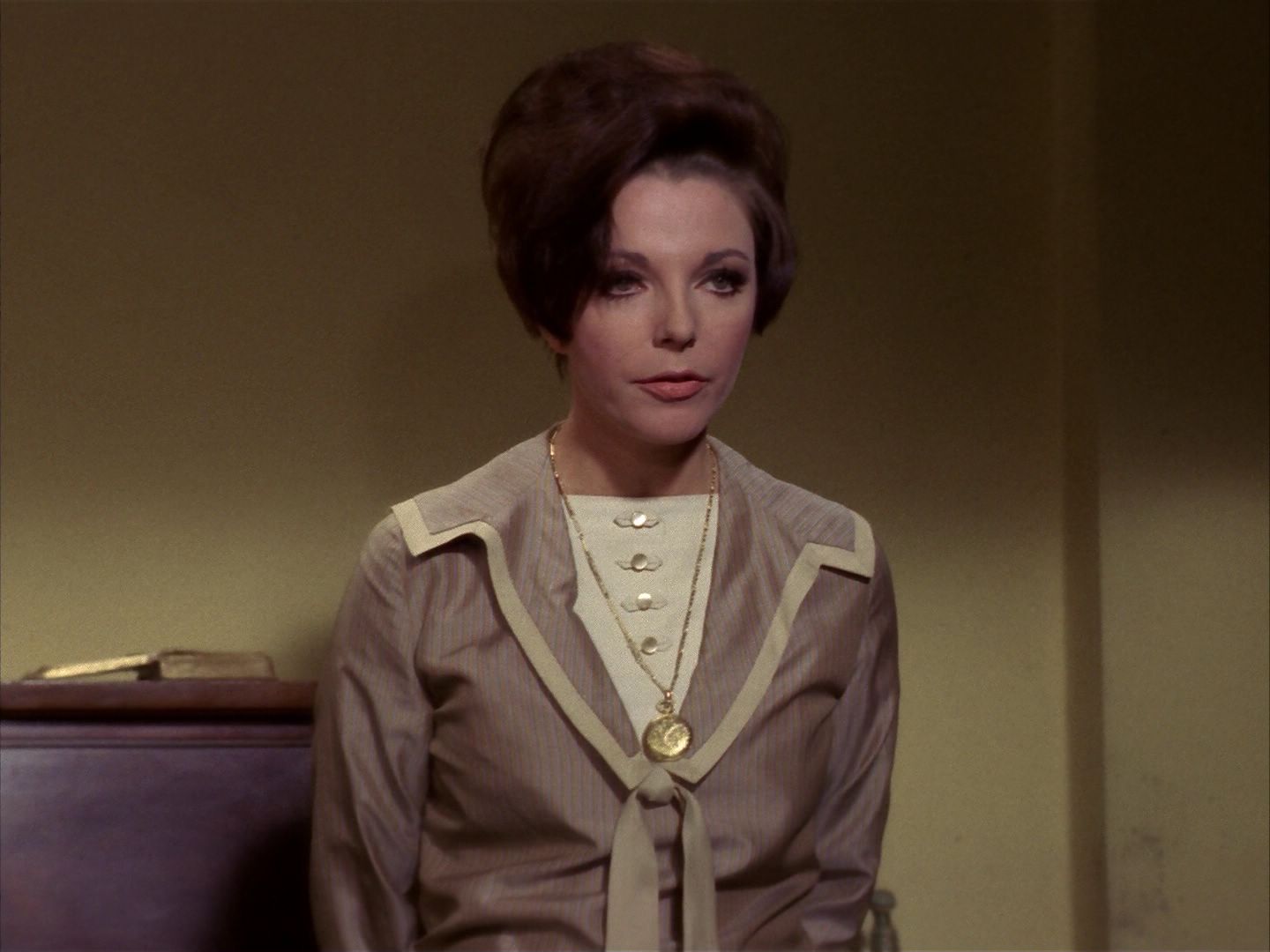 ariane179254_StarTrek_1x28_TheCityOnTheEdgeOfForever_1461.jpg