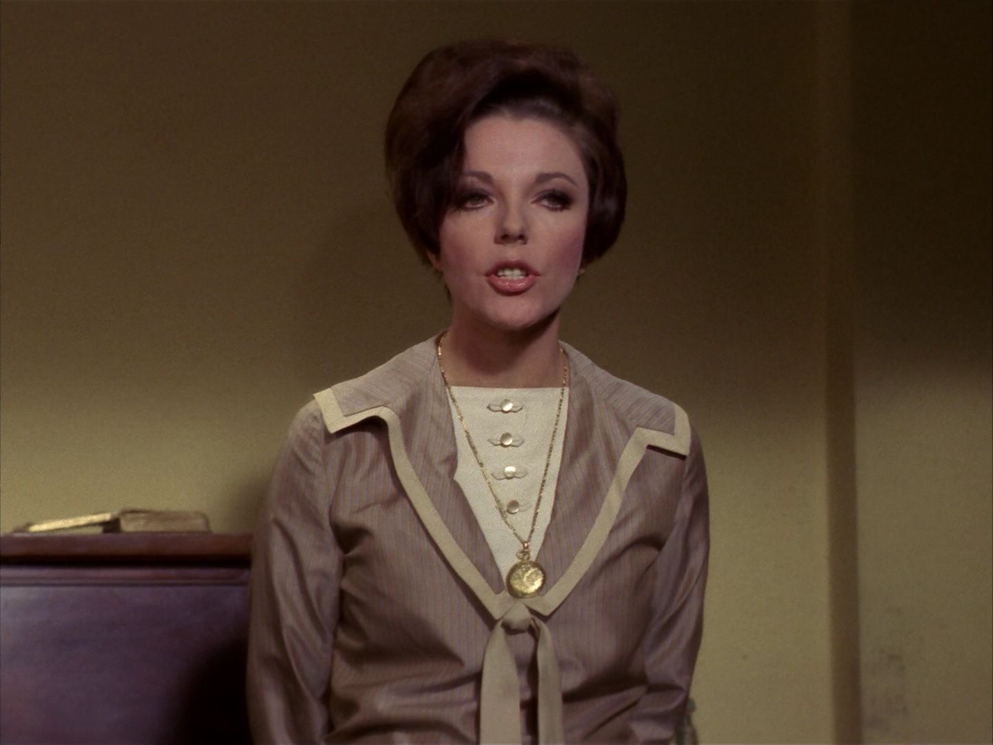 ariane179254_StarTrek_1x28_TheCityOnTheEdgeOfForever_1462.jpg