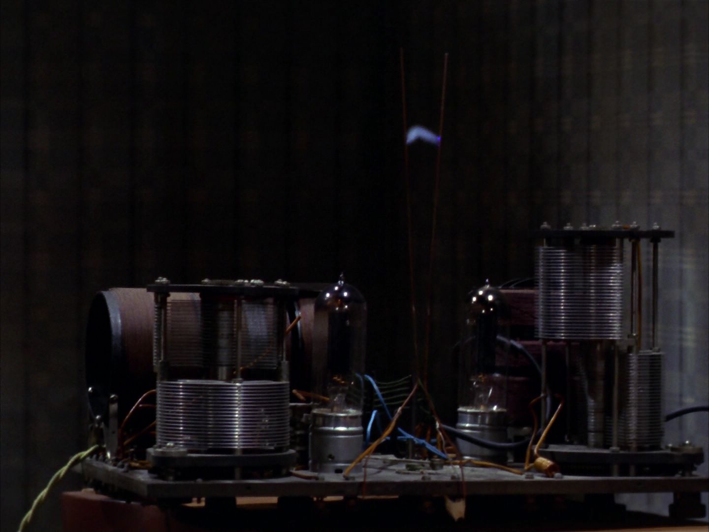 ariane179254_StarTrek_1x28_TheCityOnTheEdgeOfForever_1609.jpg