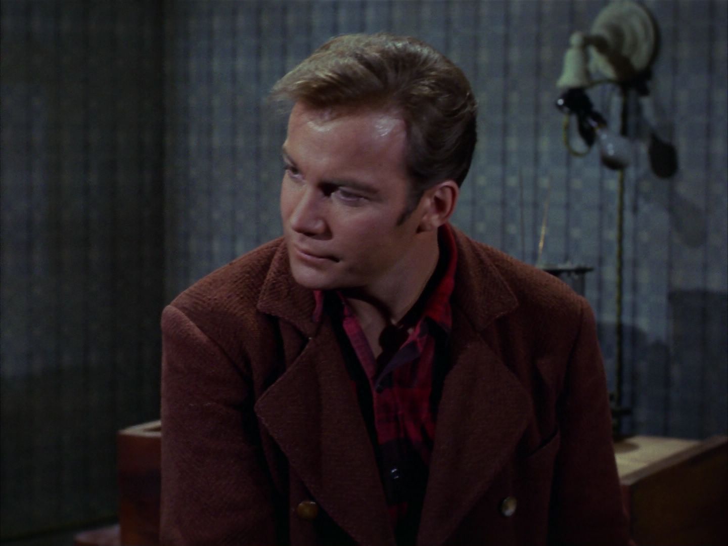 ariane179254_StarTrek_1x28_TheCityOnTheEdgeOfForever_1648.jpg