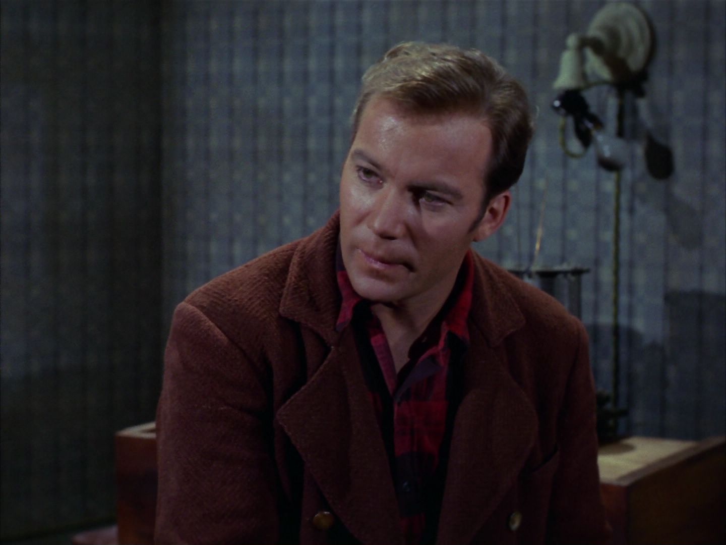 ariane179254_StarTrek_1x28_TheCityOnTheEdgeOfForever_1649.jpg