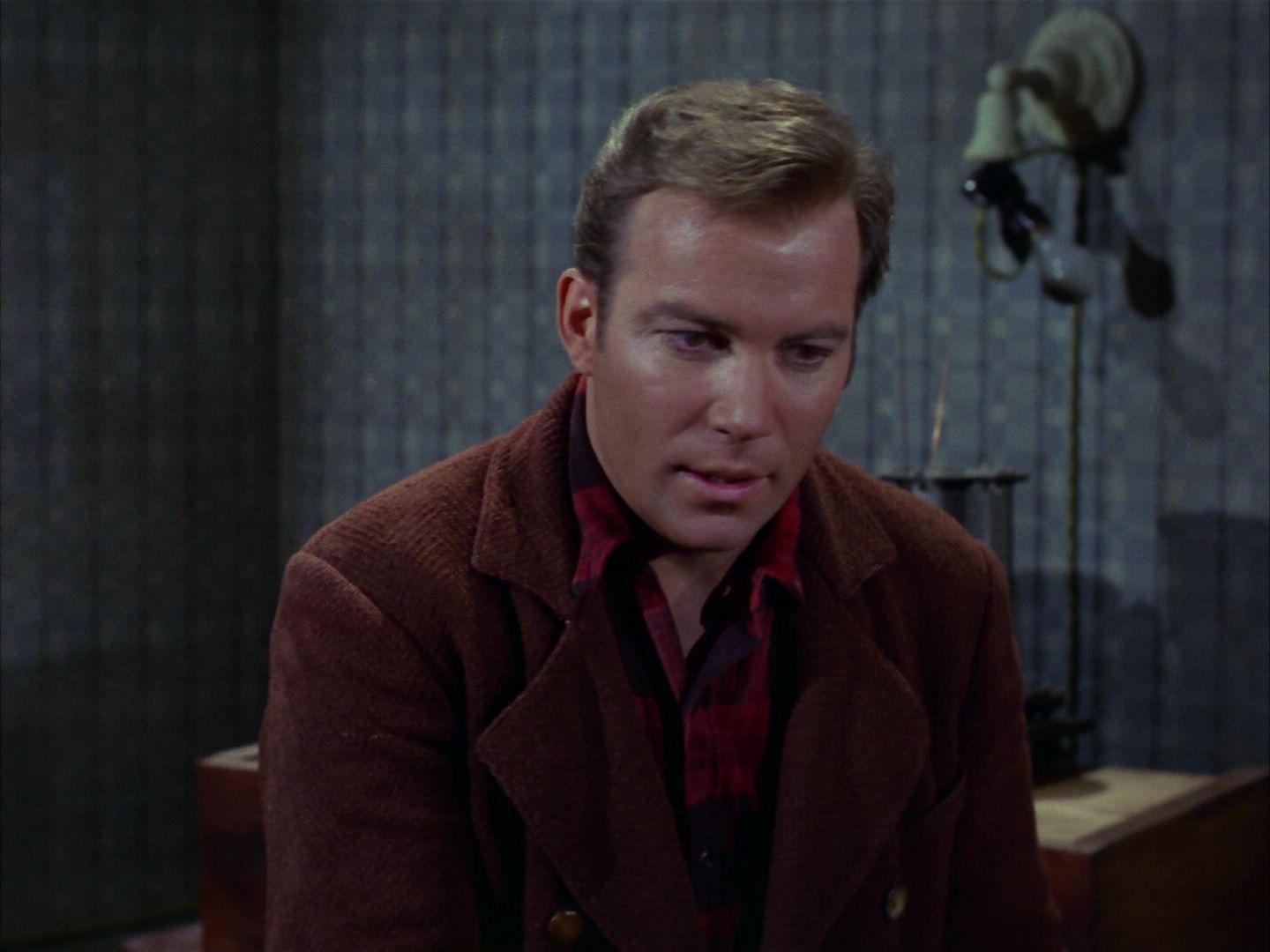 ariane179254_StarTrek_1x28_TheCityOnTheEdgeOfForever_1650.jpg
