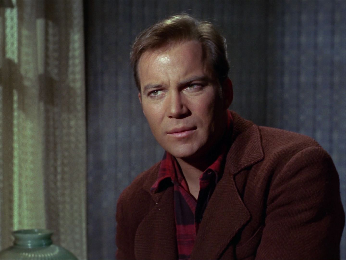 ariane179254_StarTrek_1x28_TheCityOnTheEdgeOfForever_1677.jpg