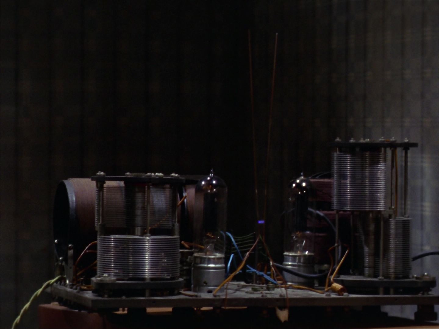 ariane179254_StarTrek_1x28_TheCityOnTheEdgeOfForever_1715.jpg