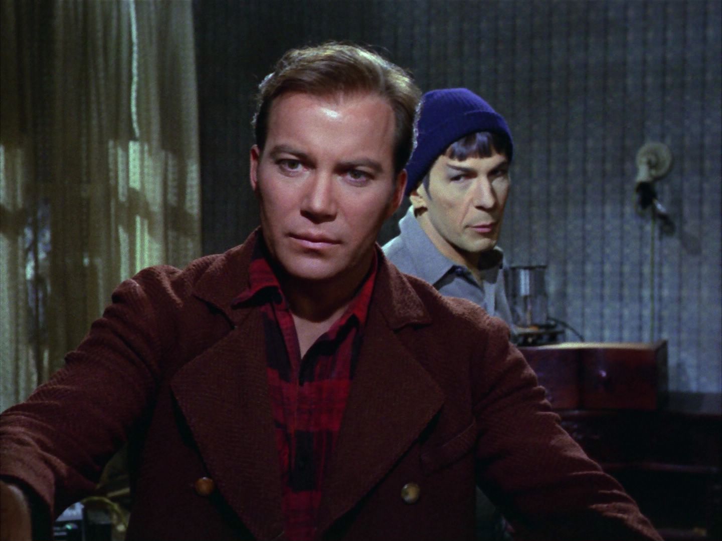 ariane179254_StarTrek_1x28_TheCityOnTheEdgeOfForever_1721.jpg