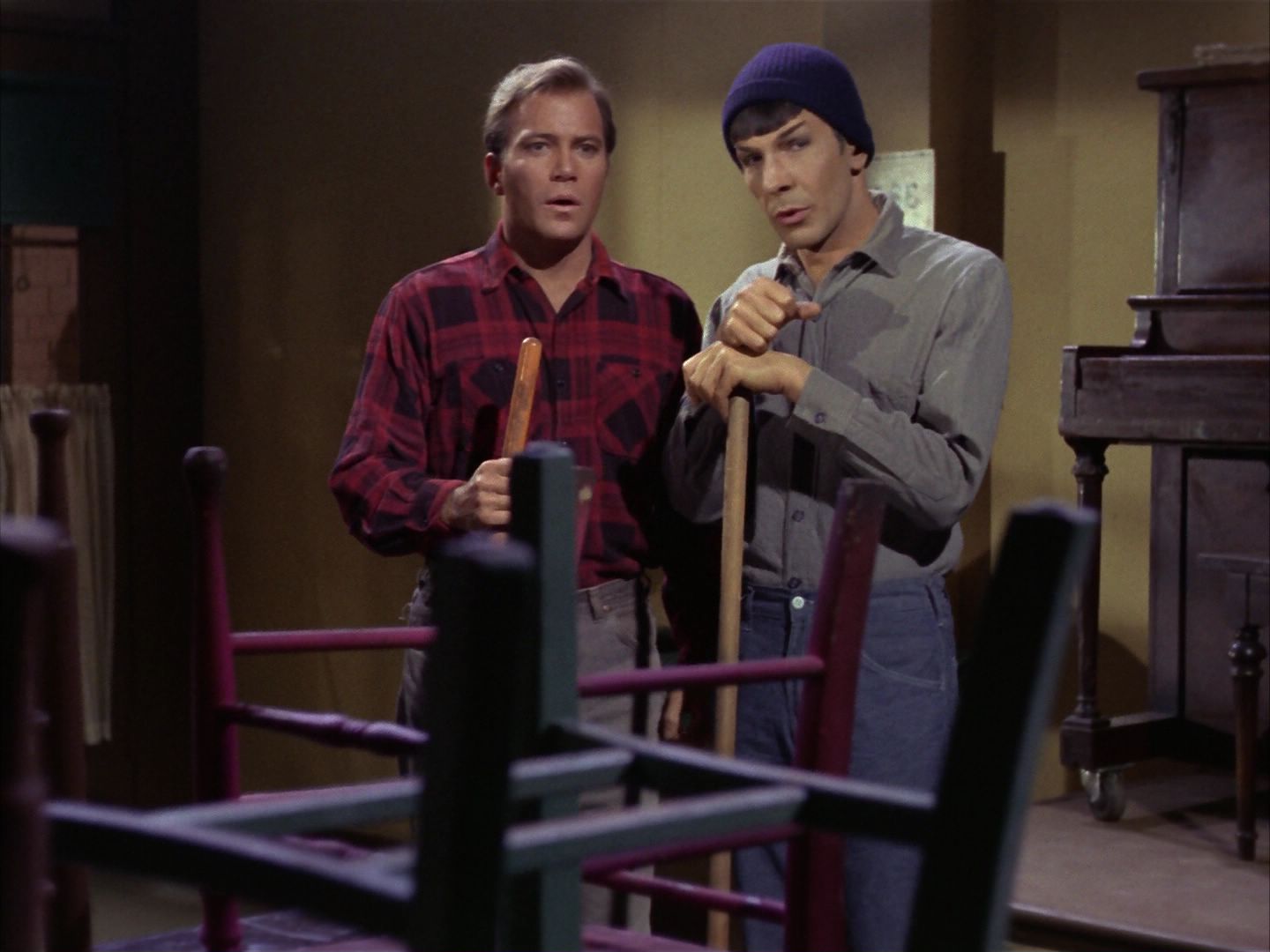 ariane179254_StarTrek_1x28_TheCityOnTheEdgeOfForever_1769.jpg