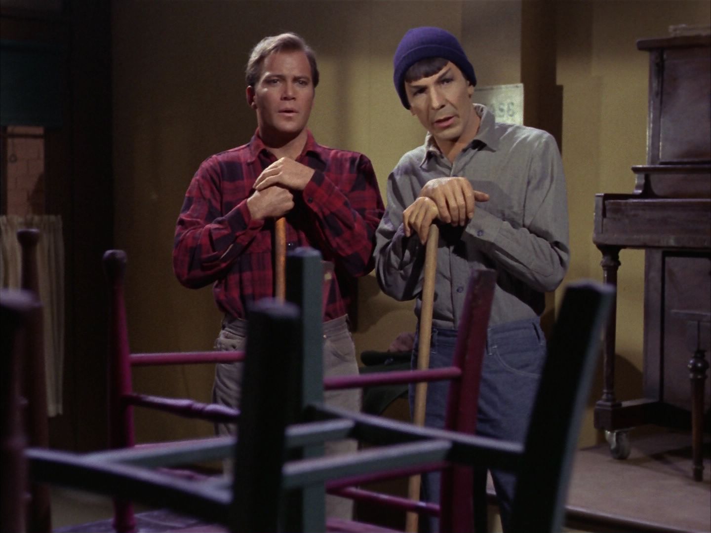 ariane179254_StarTrek_1x28_TheCityOnTheEdgeOfForever_1771.jpg
