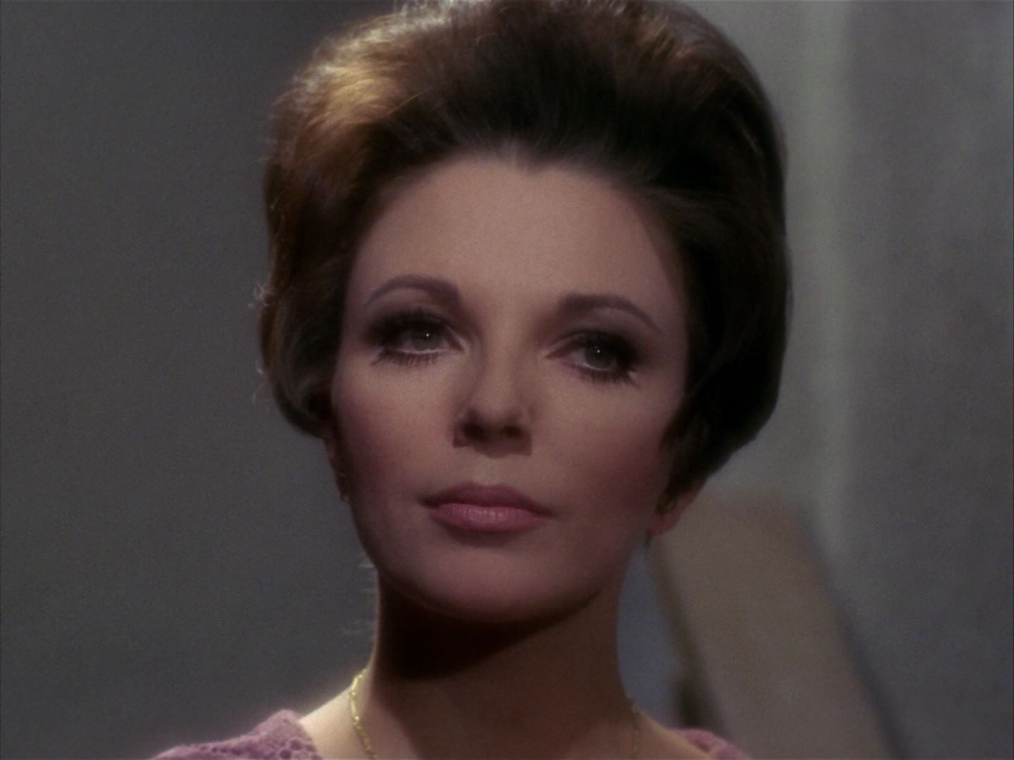 ariane179254_StarTrek_1x28_TheCityOnTheEdgeOfForever_1793.jpg
