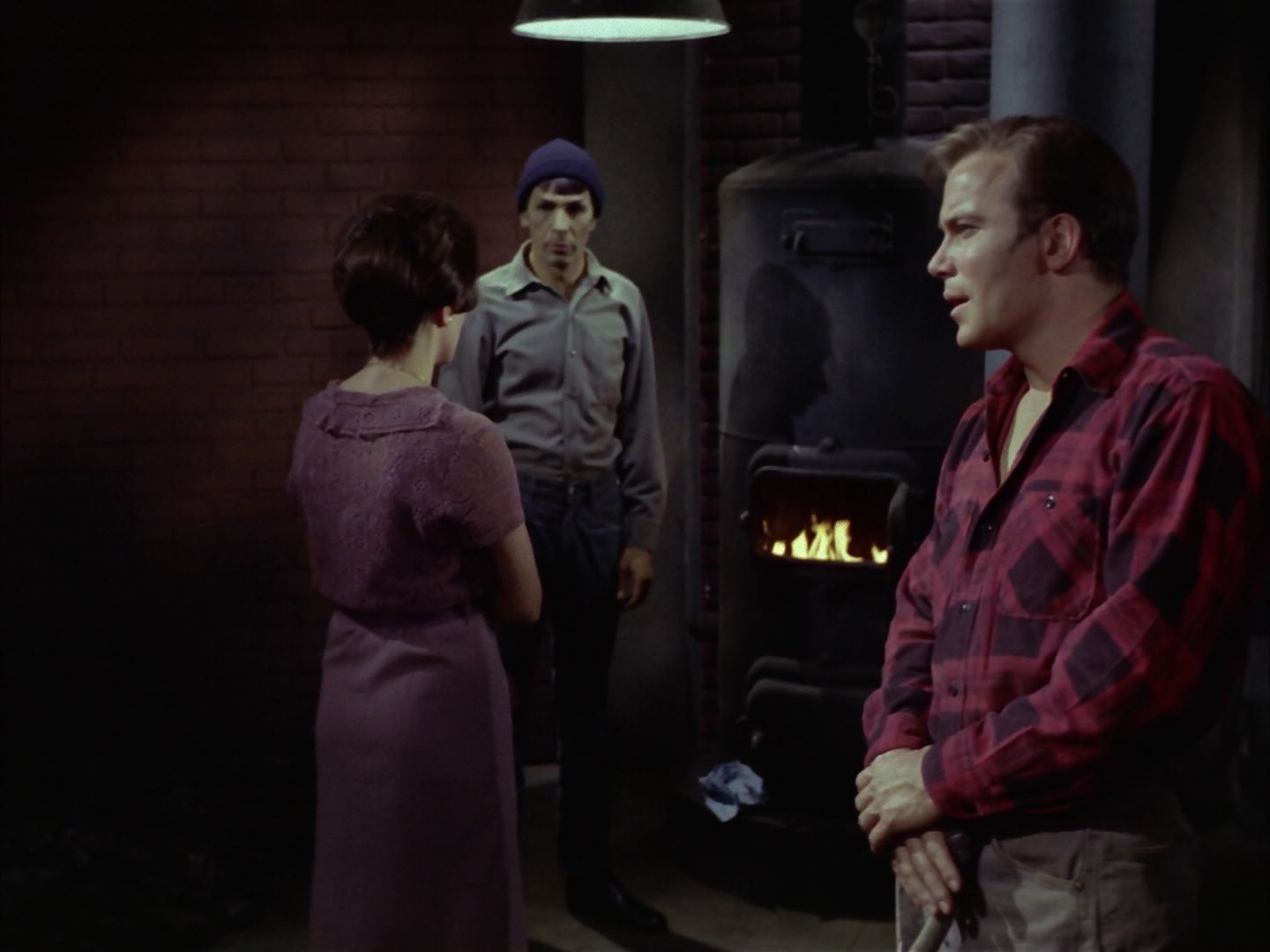 ariane179254_StarTrek_1x28_TheCityOnTheEdgeOfForever_1805.jpg