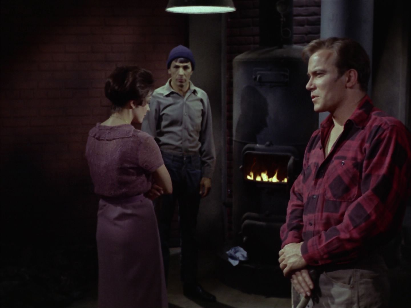 ariane179254_StarTrek_1x28_TheCityOnTheEdgeOfForever_1806.jpg