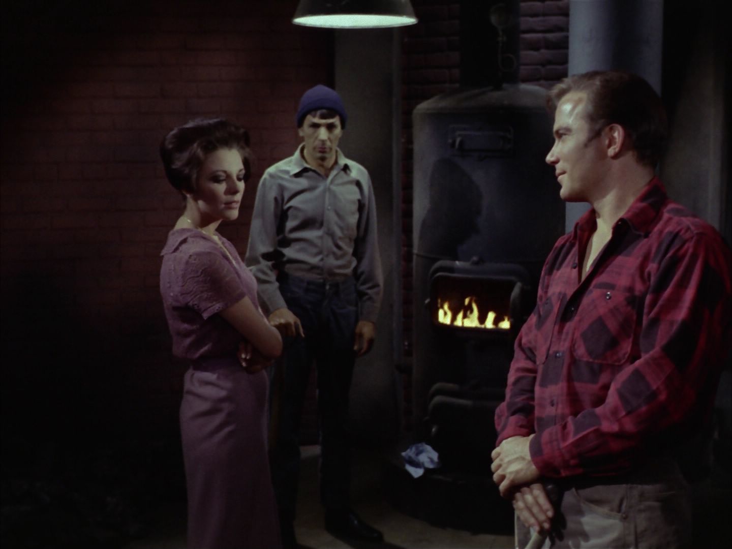 ariane179254_StarTrek_1x28_TheCityOnTheEdgeOfForever_1822.jpg