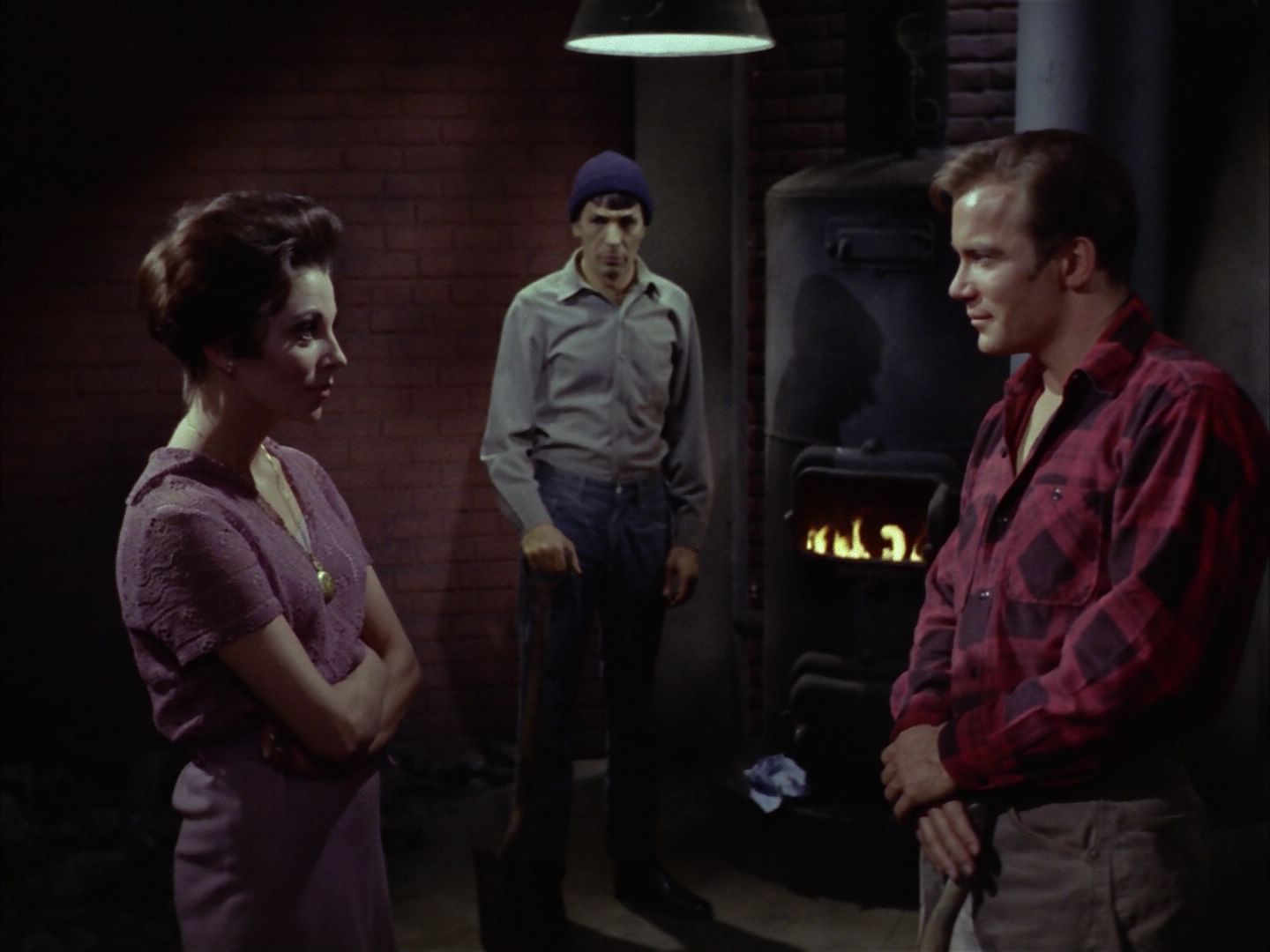 ariane179254_StarTrek_1x28_TheCityOnTheEdgeOfForever_1829.jpg