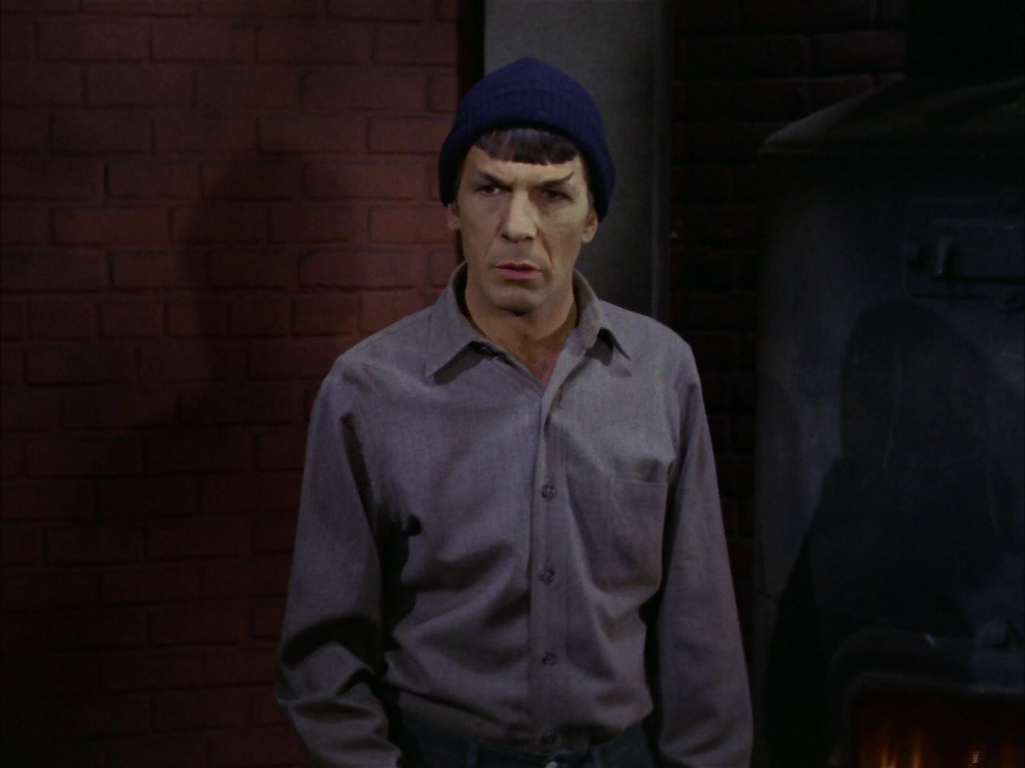 ariane179254_StarTrek_1x28_TheCityOnTheEdgeOfForever_1843.jpg